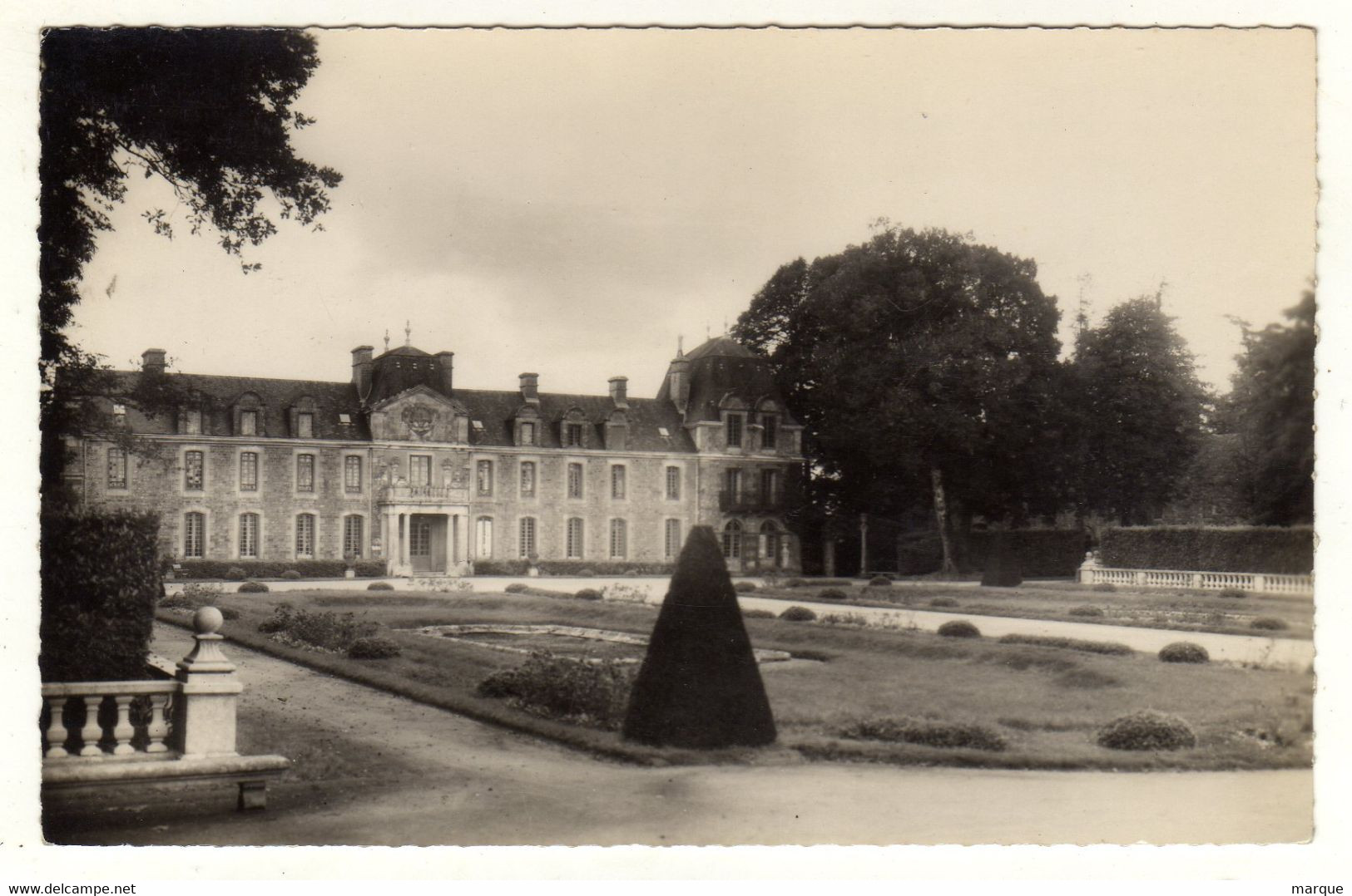 Cpsm BECHEREL Château De Caradeuc Façade Sud - Bécherel