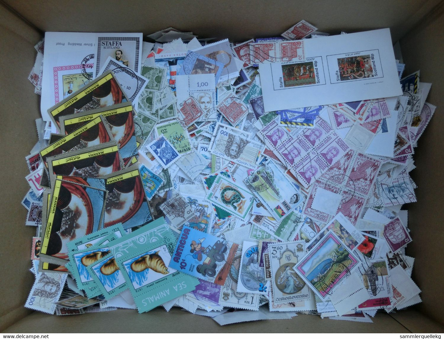 3 Kg Briefmarken alle Welt, Sondermarken, Freimarken ohne Papier