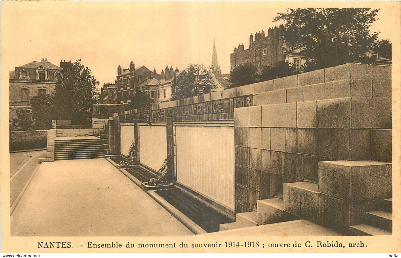 44 - NANTES - ENSEMBLE DU MONUMENT DU SOUVENIR 1914-1918 - OEUVRE DE C. ROBIDA ARCH. - Nantes