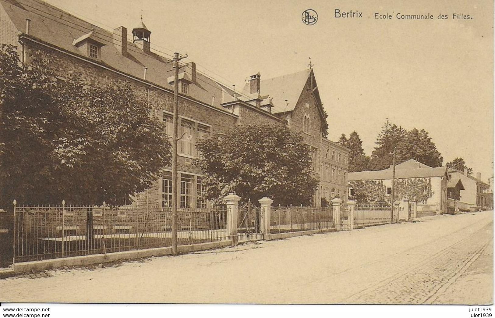 BERTRIX ..-- L' Ecole Communale Des Soeurs . - Bertrix