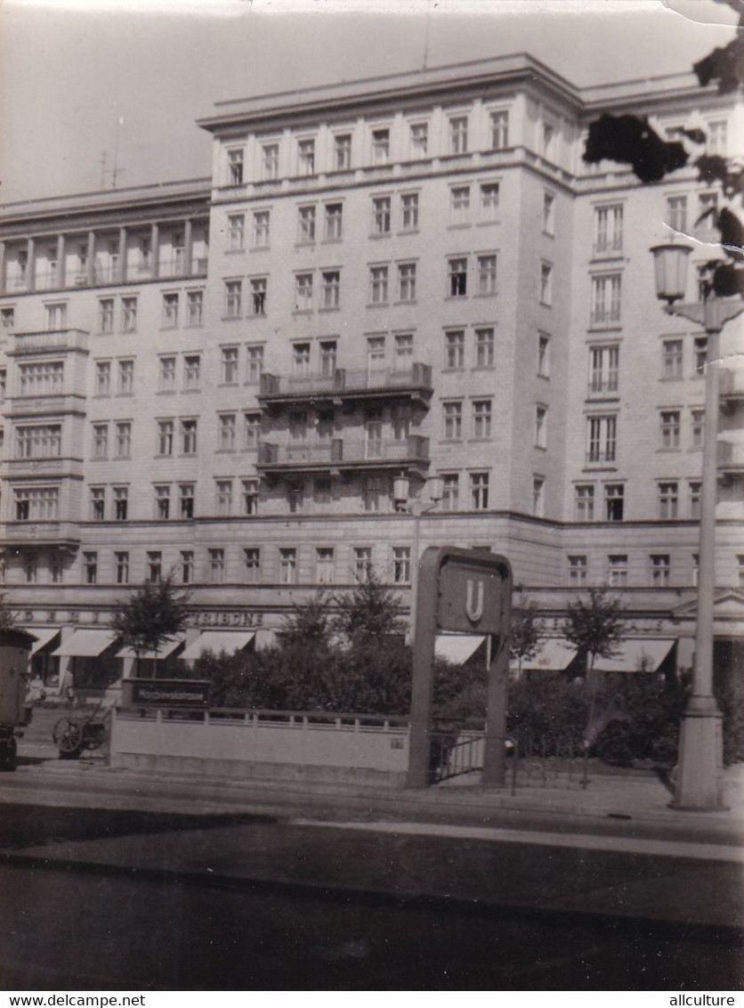 A10989- MARCHLEWSKI STRASSE METRO STATION, BUILDING BELRIN ARCHITECTURE GERMANY PHOTO VINTAGE ORIGINAL POSTCARD - Friedrichshain