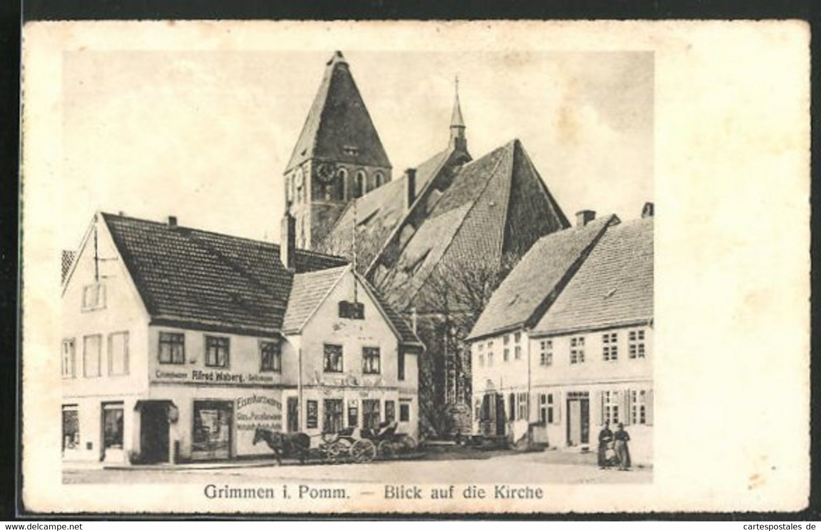 AK Grimmen I. Pomm., Marktplatz Mit Kirche - Grimmen