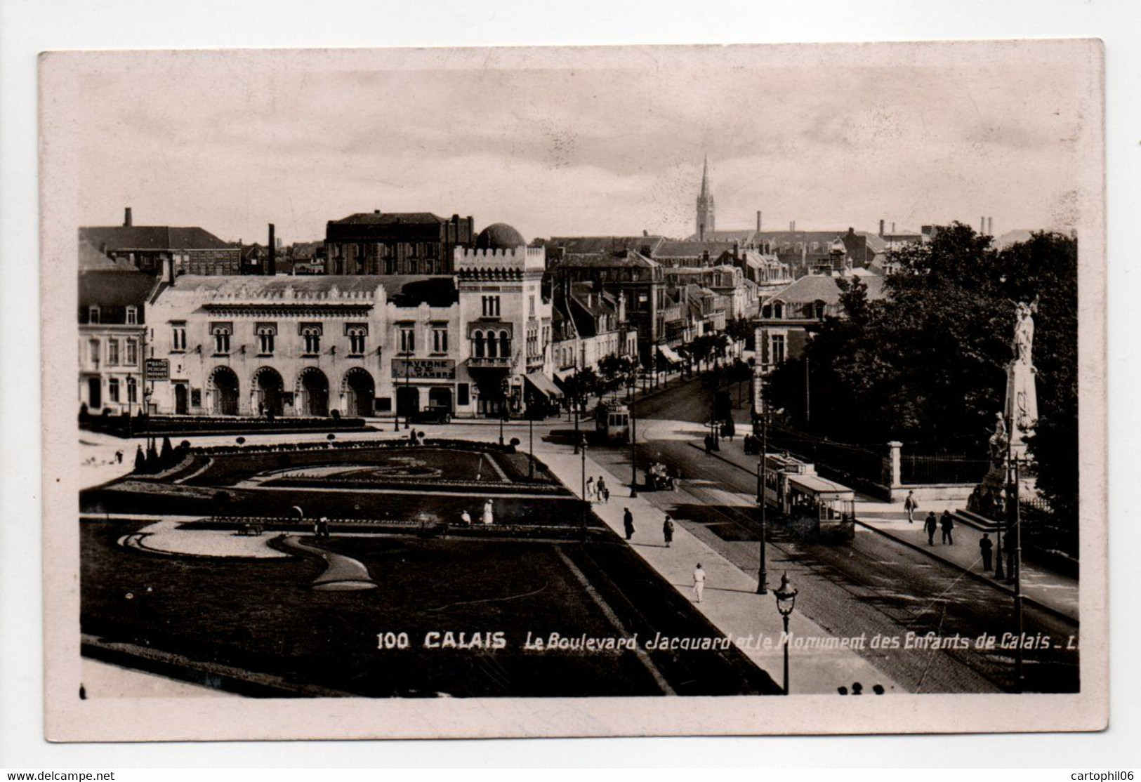 - CPSM CALAIS (62) - Le Boulevard Jacquard Et Le Monument Des Enfants De Calais - Editions Lévy 100 - - Calais