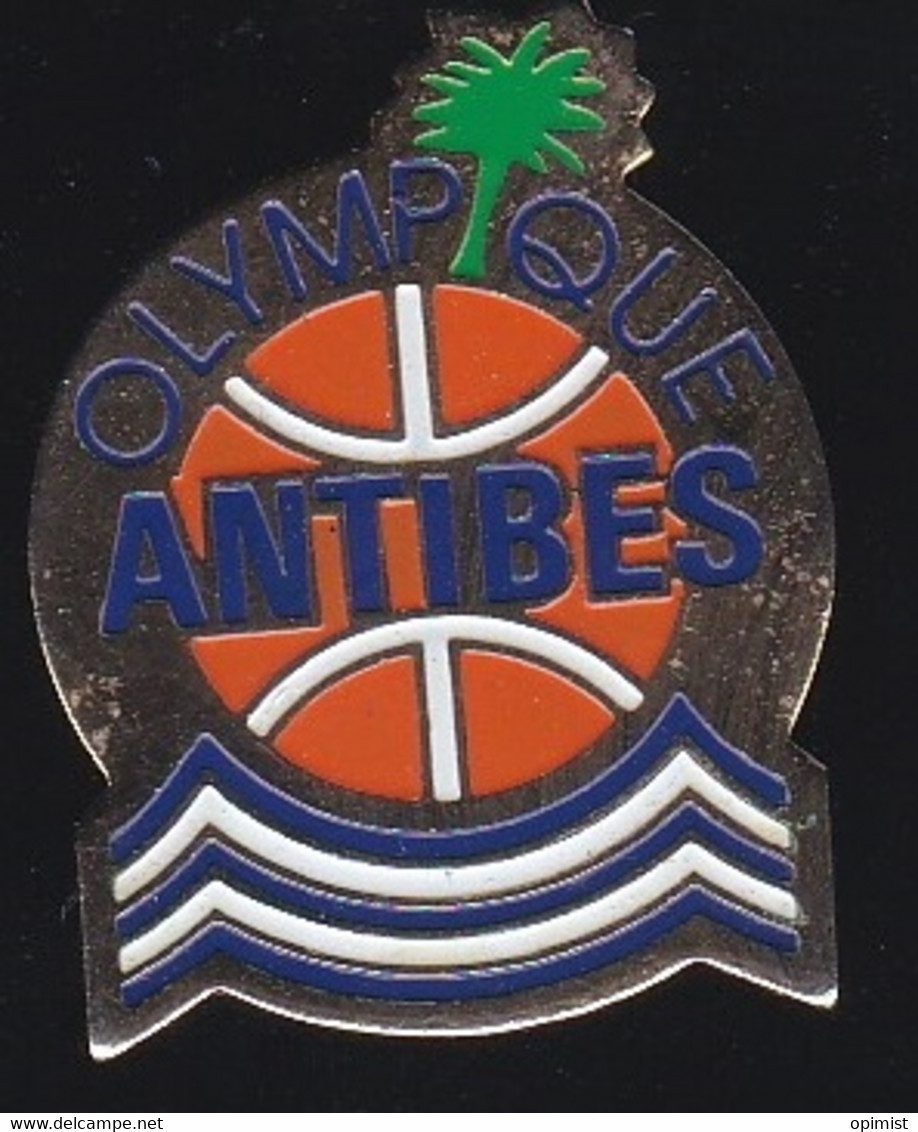 71960-Pin's-Olympique.Antibes.Basketball. - Basketball