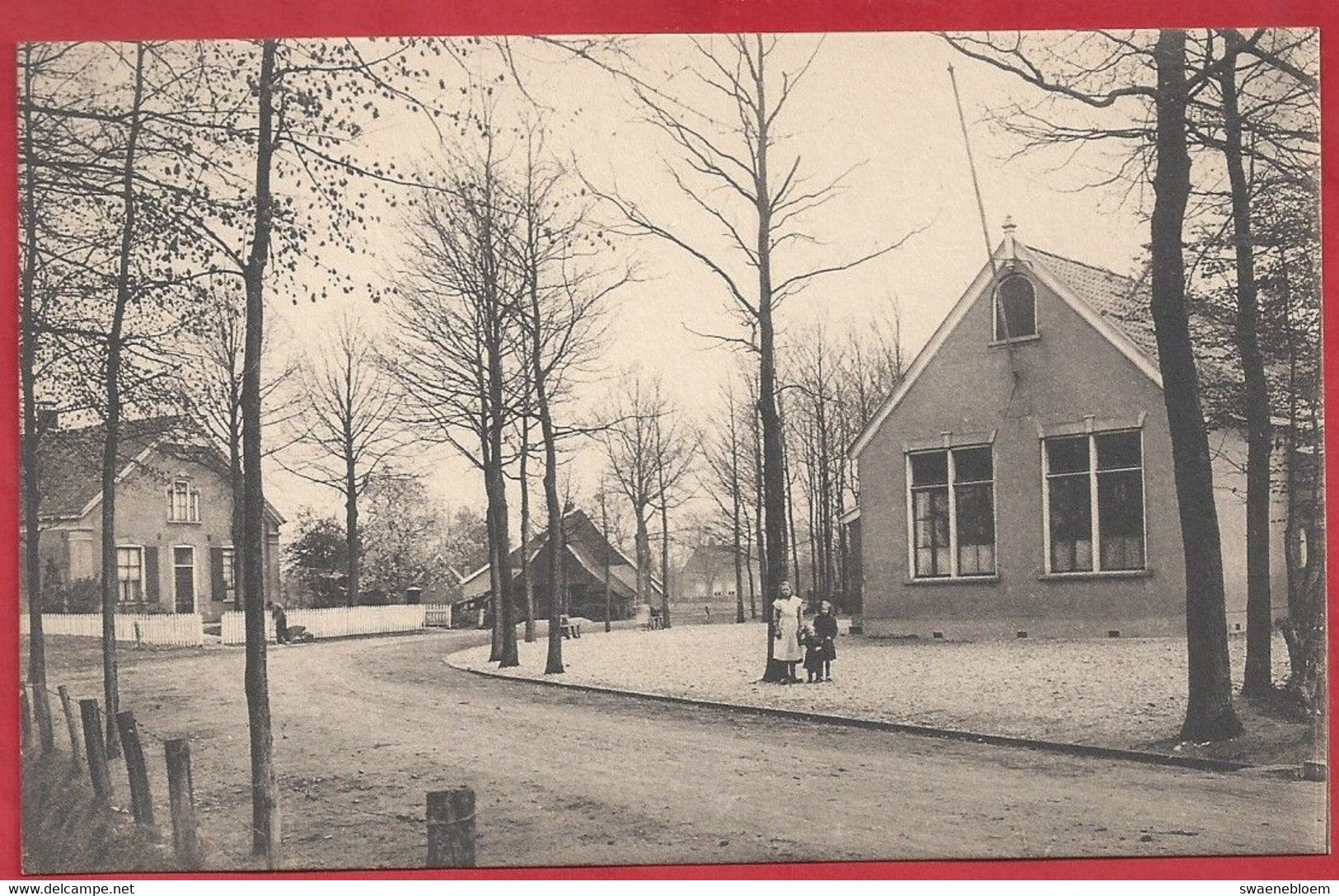 NL.- WINTERSWIJK.  O.L. SCHOOL Te MEDDOO. Uitgave G.J. Albrecht. - Winterswijk