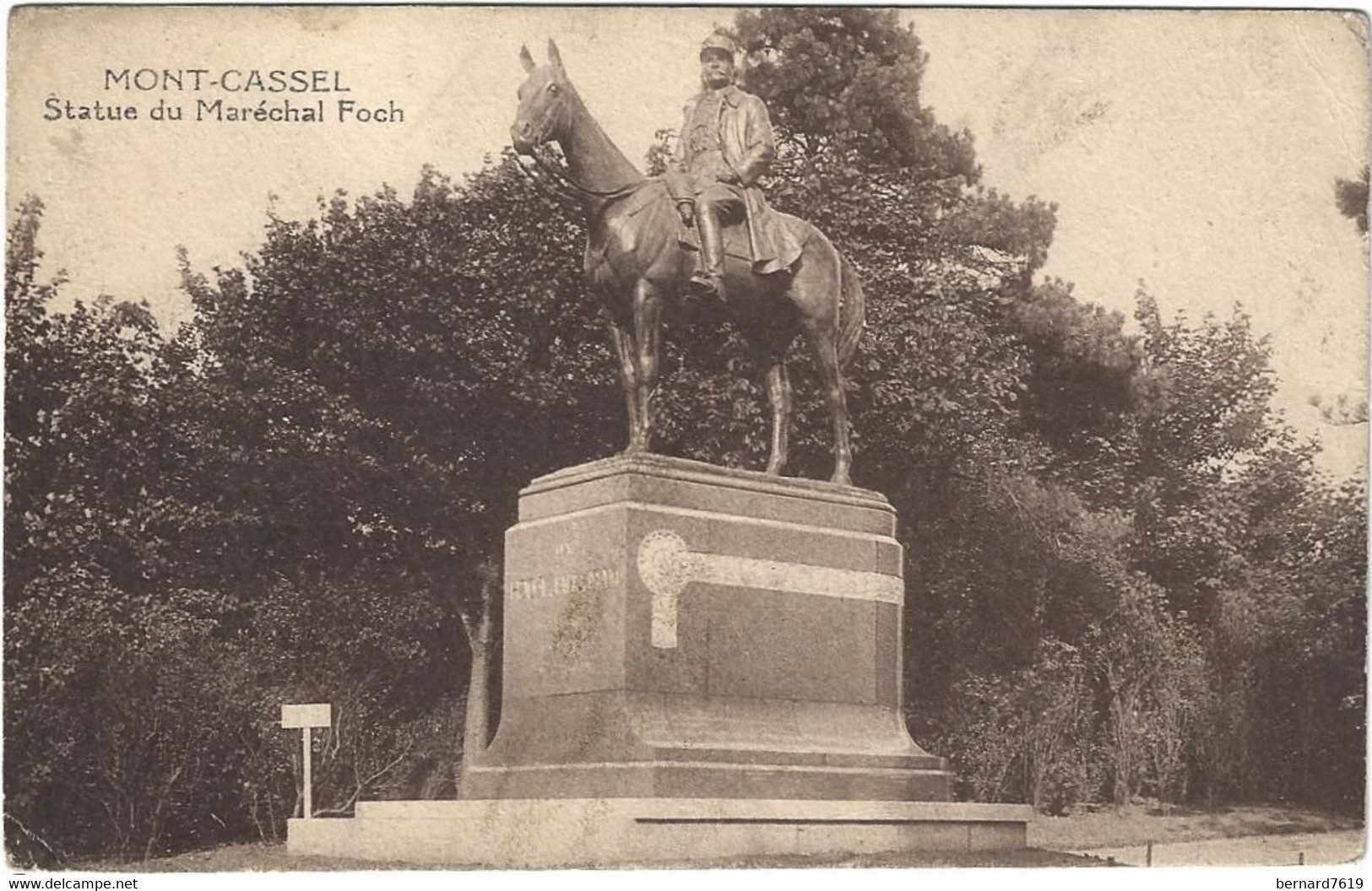59    Mont  Cassel   - Statue Du Marechal Foch - Cassel