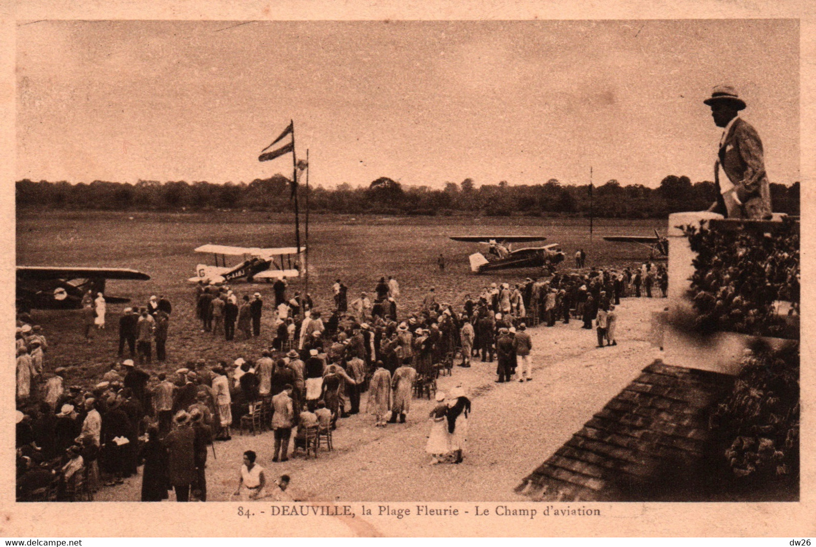 Deauville, La Plage Fleurie - Le Champ D'Aviation - Carte La Cigogne N° 84 - Aeródromos