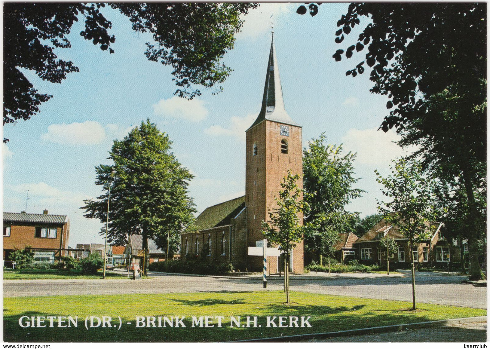 Gieten (Dr.) - Brink Met N.H. Kerk - (Drenthe, Holland) - A.N.W.B. Wegwijzer - Gieten