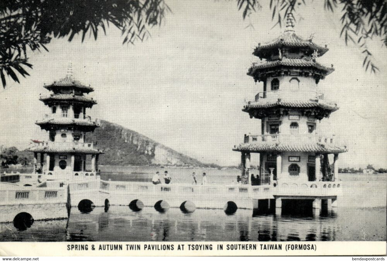 Formosa Taiwan, TSOYING, Spring & Autumn Twin Pavilions (1940s) Postcard - Formose