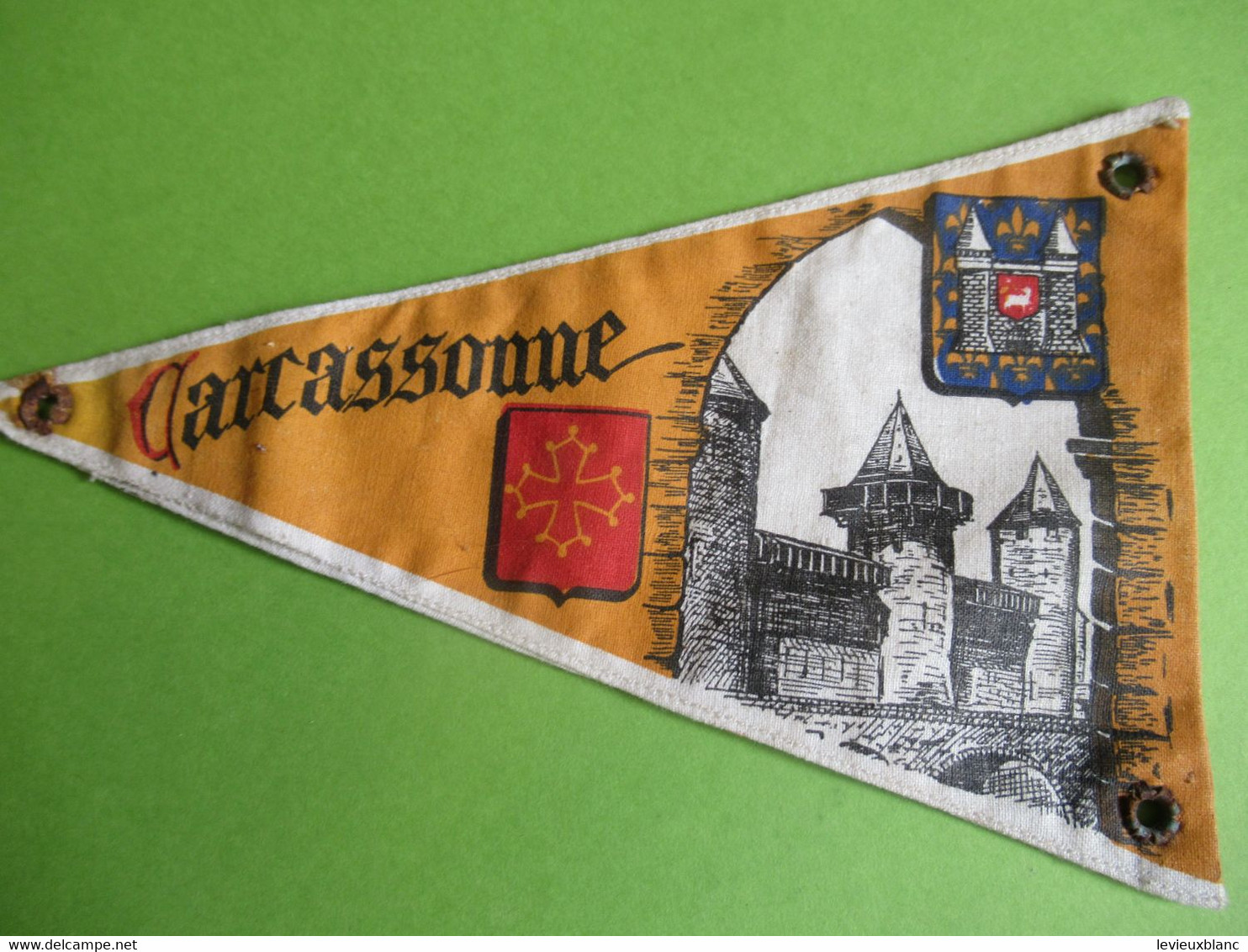 Fanion Touristique Ancien / FRANCE/Carcassonne/ AUDE/ Blasons De La Ville   Et  Occitane / Vers 1950 - 1960      DFA62 - Drapeaux