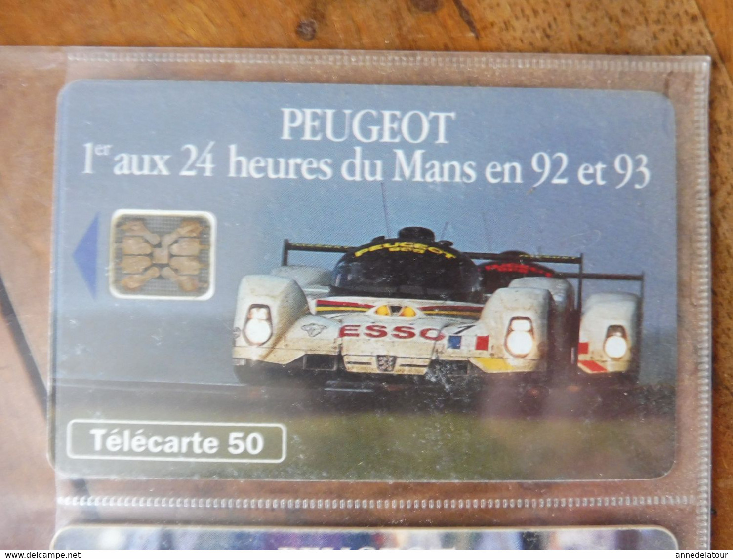 10 télécartes (automobiles de courses des 24 heures du Mans)  FRANCE TELECOM -->  PEUGEOT se bat pour ESSO