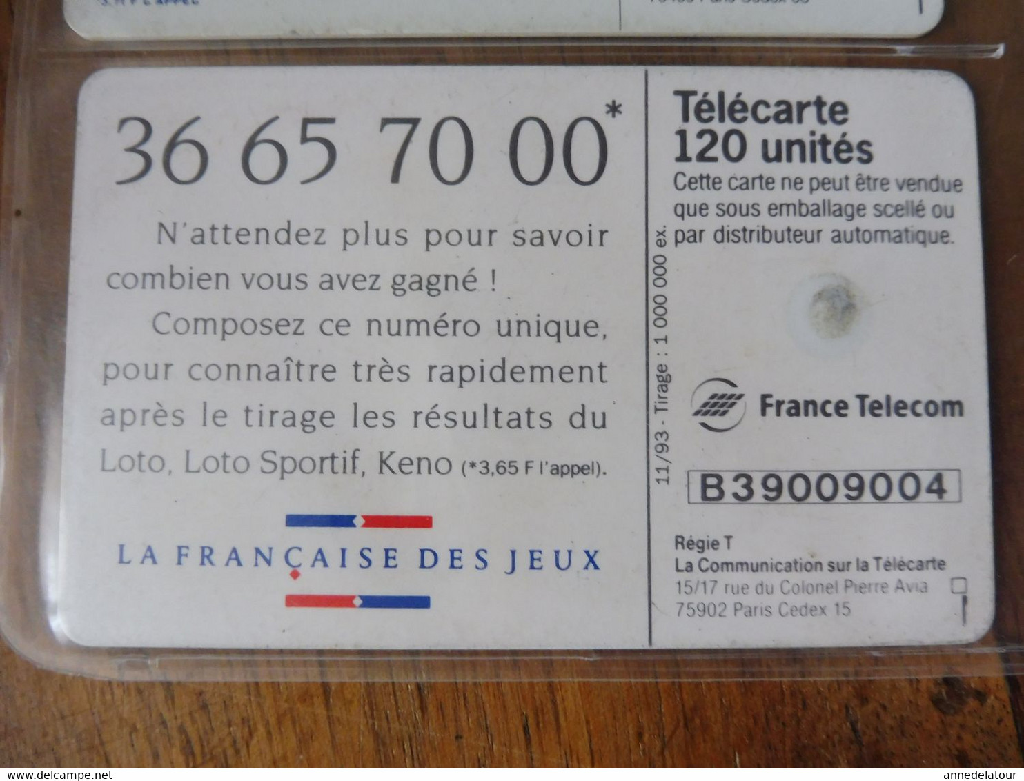10 télécartes ( jeux à gratter )  FRANCE TELECOM --> Morpion , Banco , Solitaire , Keno , TacOtac , Millionnaire , Loto