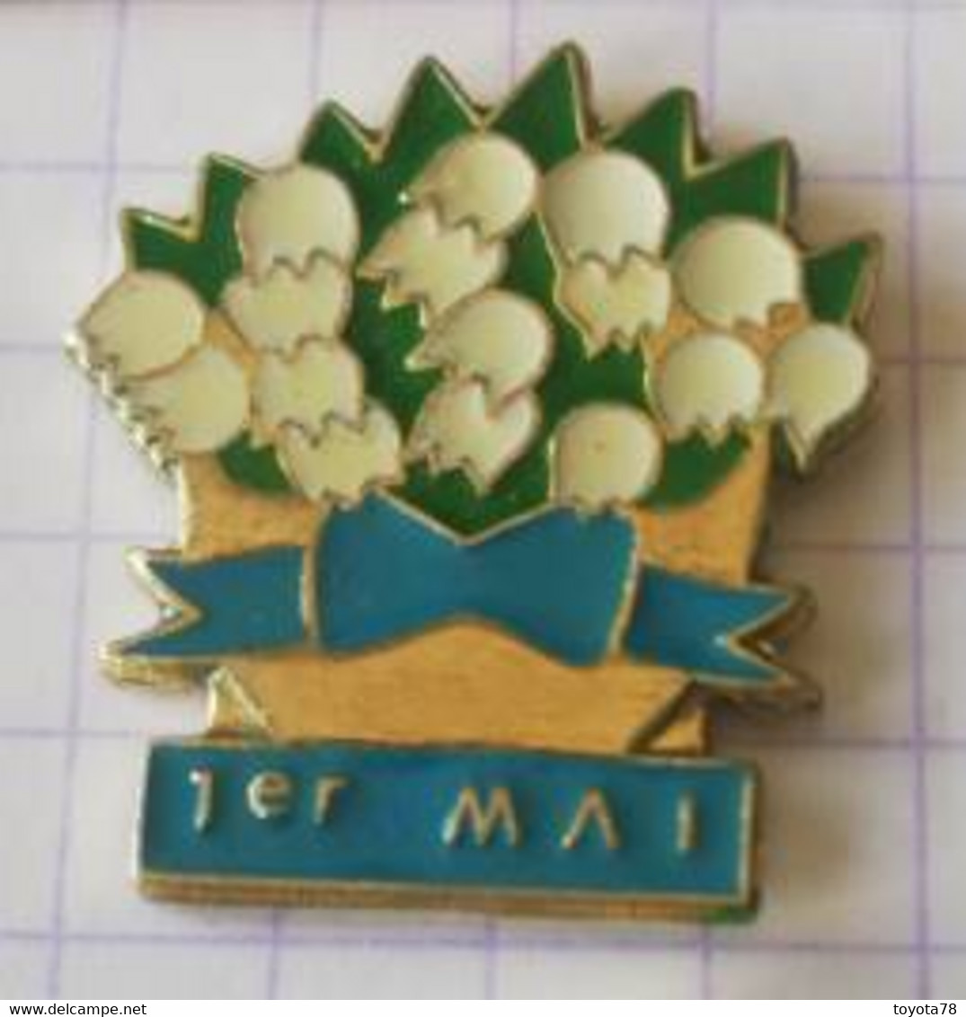 PIN'S - 1er MAI - Porte Bonheur - Muguet - Otros & Sin Clasificación