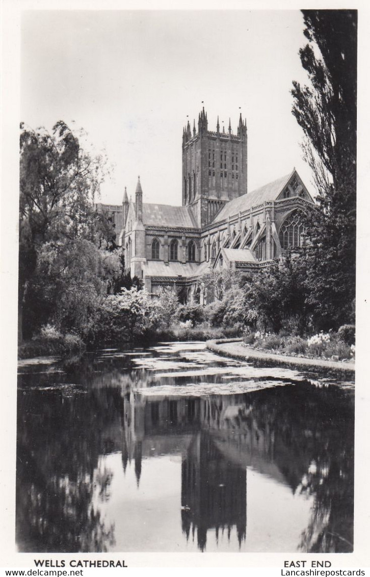 Postcard Wells Cathedral East End RP My Ref B14348 - Wells