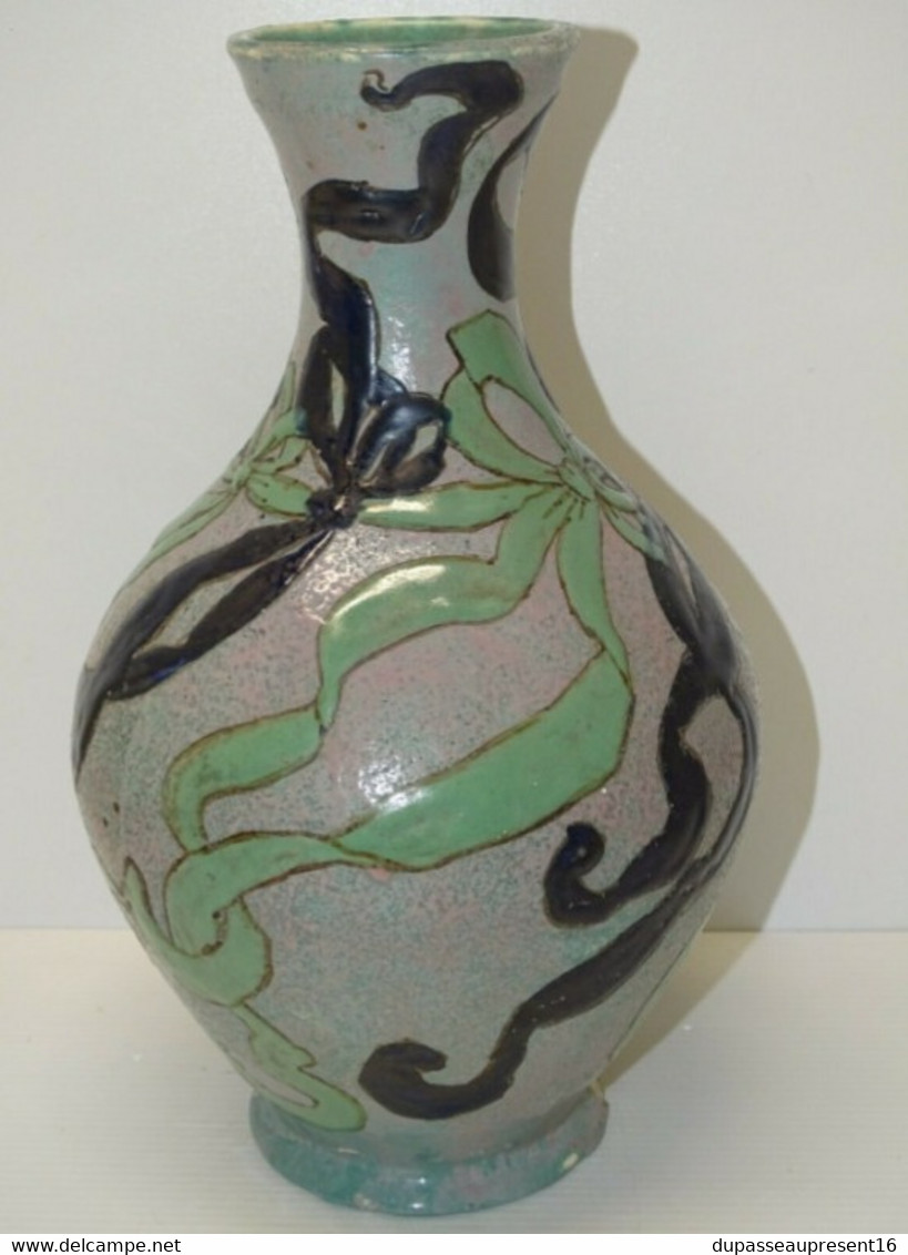 VASE ART NOUVEAU CERAMIQUE Marqué Gunnar Wennerberg Gustavsbe 1901 COLLECTION DECO XXe VITRINE - Gustavsberg (SWE)