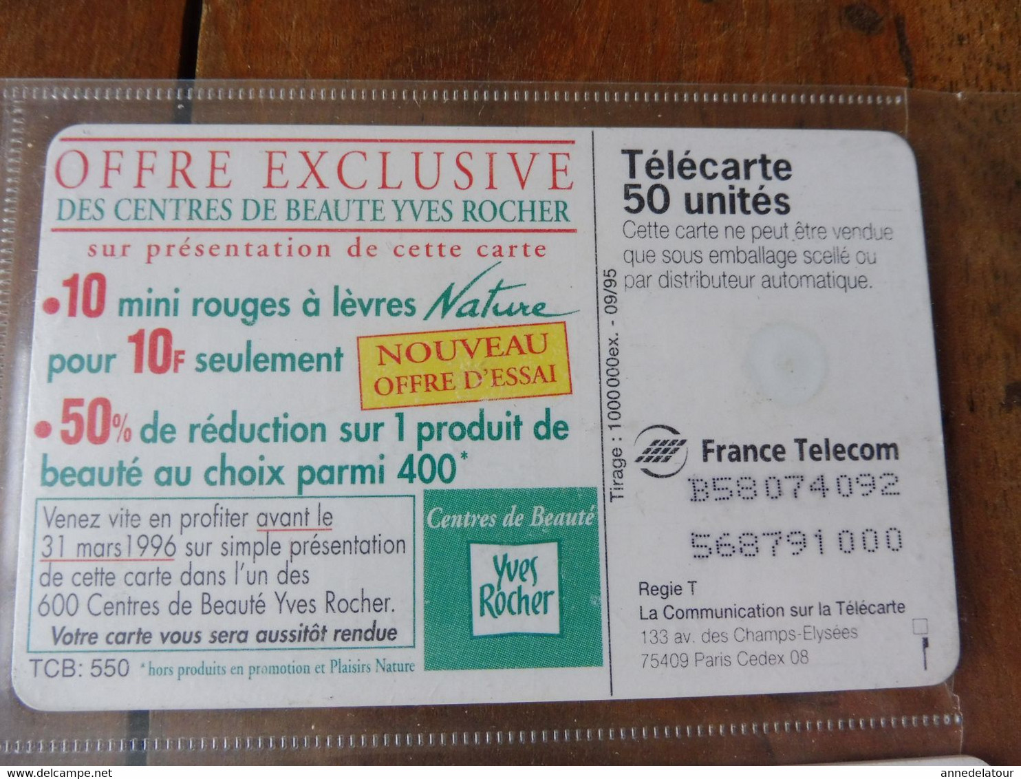 10 télécartes (parfums ,beauté) FRANCE TELECOM  -> Belle rousse, Rouge à lèvres, Naf Naf, Animatic, Yves Rocher, Epicéa