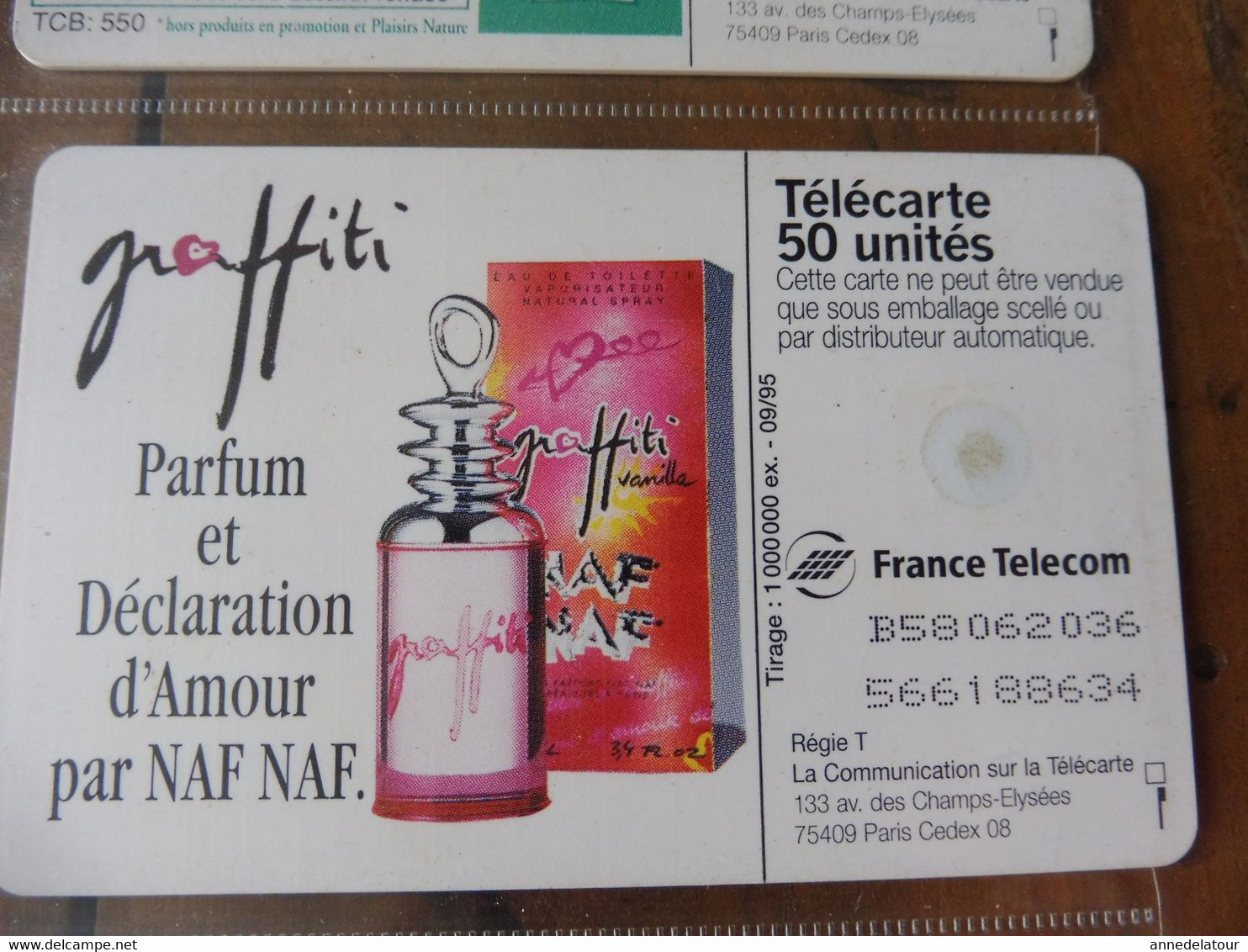 10 télécartes (parfums ,beauté) FRANCE TELECOM  -> Belle rousse, Rouge à lèvres, Naf Naf, Animatic, Yves Rocher, Epicéa