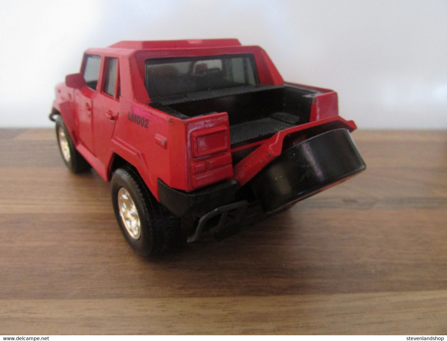 Lamborghini LM002 - Scala 1:32