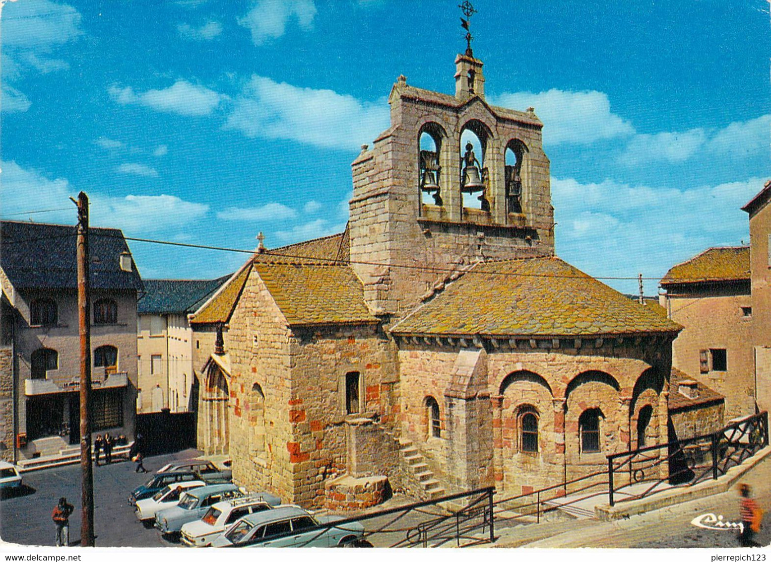 48 - Saint Alban De Limagnole - L'église - Saint Alban Sur Limagnole