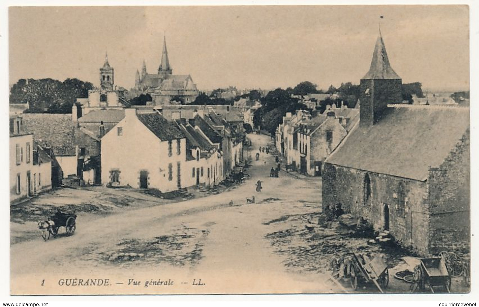 CPA - GUERANDE (Loire Inf.) - Vue Générale - Guérande