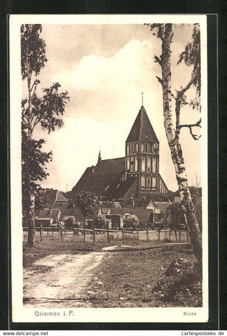 AK Grimmen I. P., Kirche Im Ortsbild - Grimmen