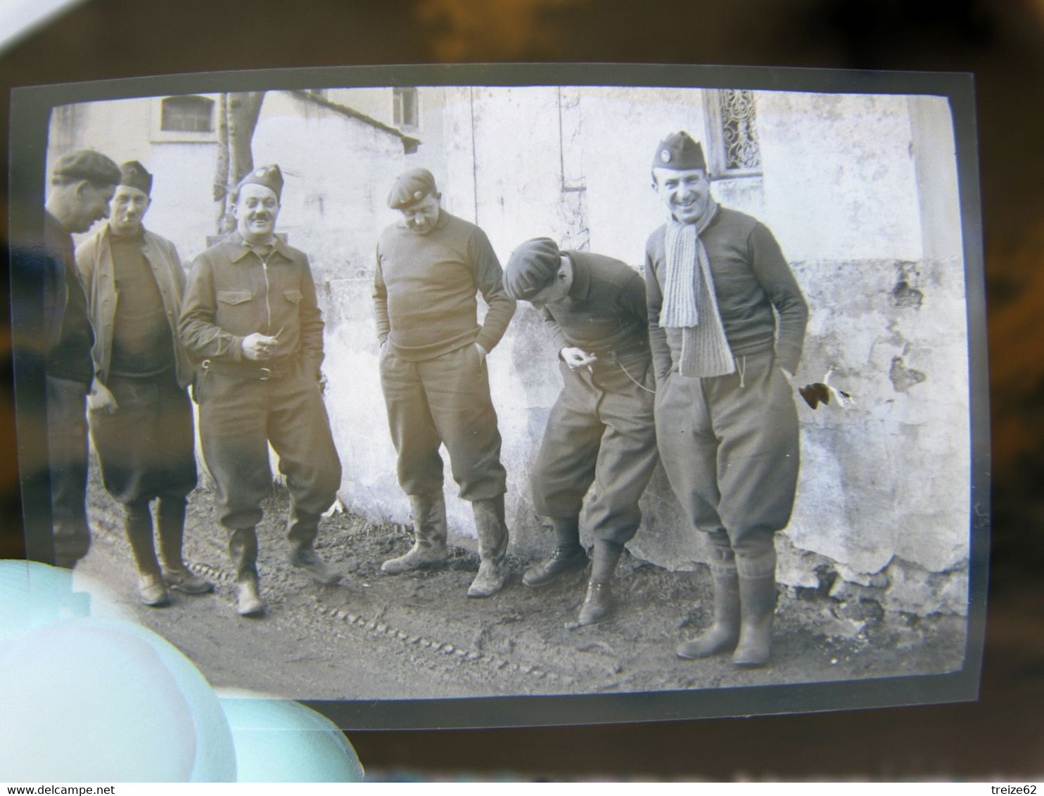 Lot 25 négatifs souples photos originales Hiver 1939 1940 scènes au campement militaire troupes françaises