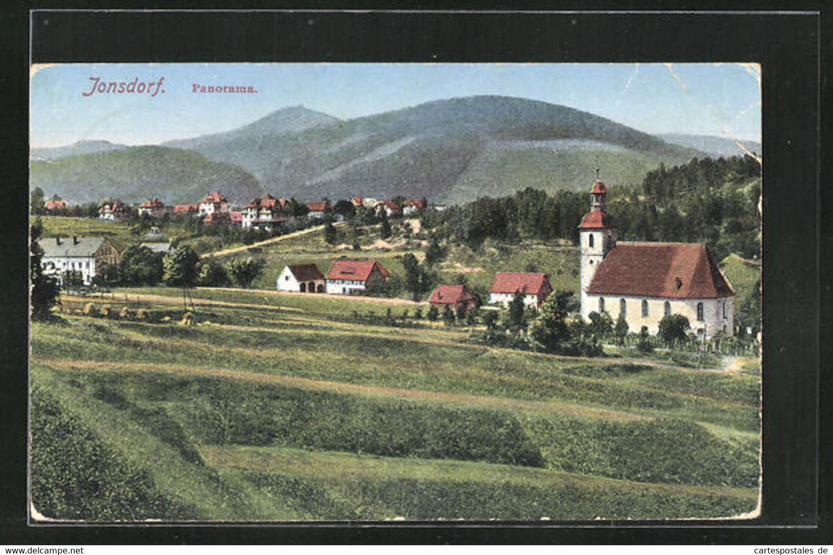 AK Jonsdorf, Panorama Des Ortes Mit Blick Auf Die Kirche - Jonsdorf