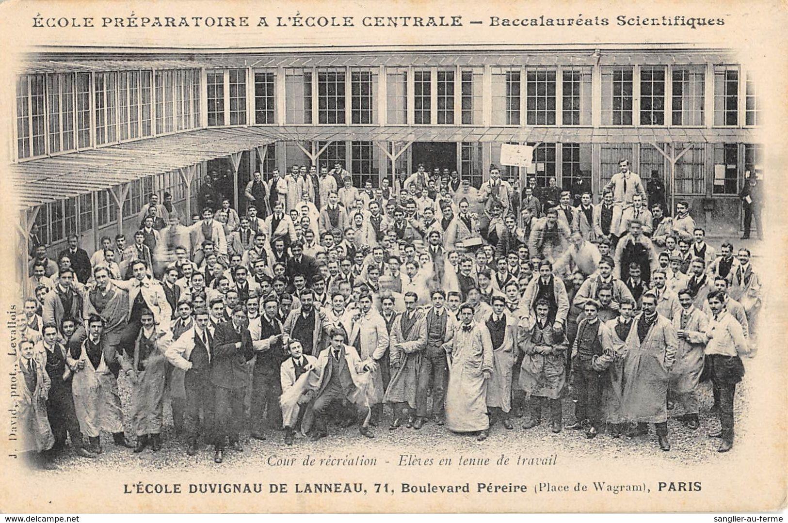 CPA 75 PARIS XVIIe L'ECOLE DUVIGNEAU DE LANNEAU Bd PEREIRE PLACE DE WAGRAM BACCALAUREATS SCIENTIFIQUES - Paris (17)