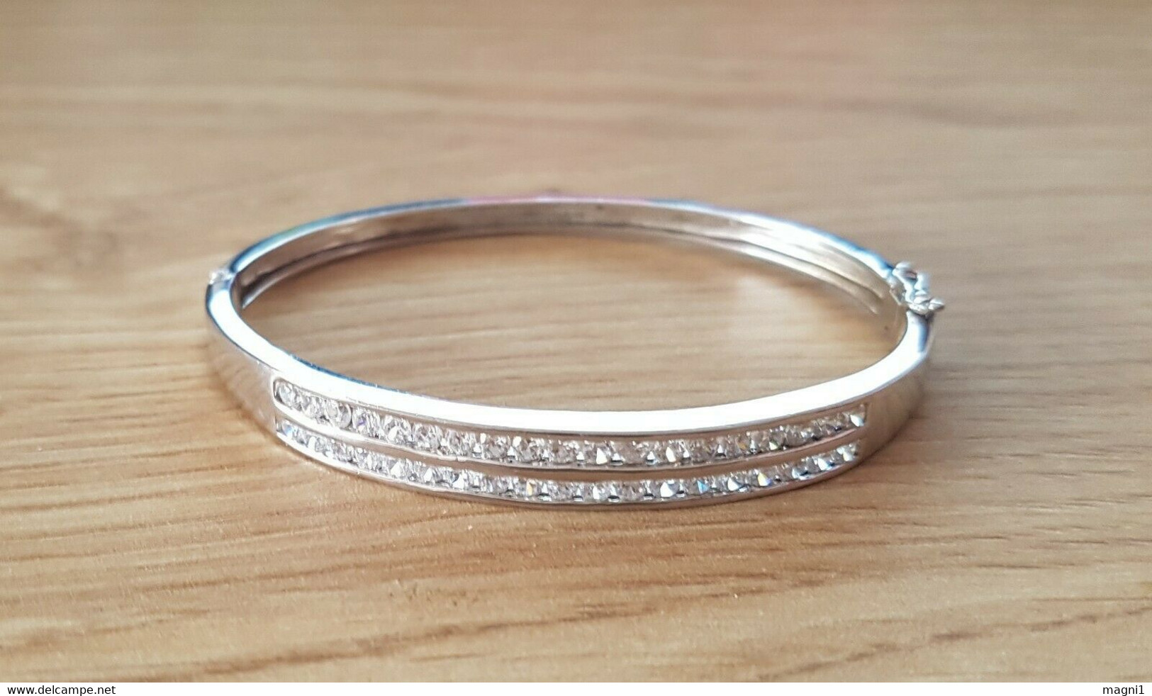 Bracelet En Argent Massif Et Strass (677) - Armbanden