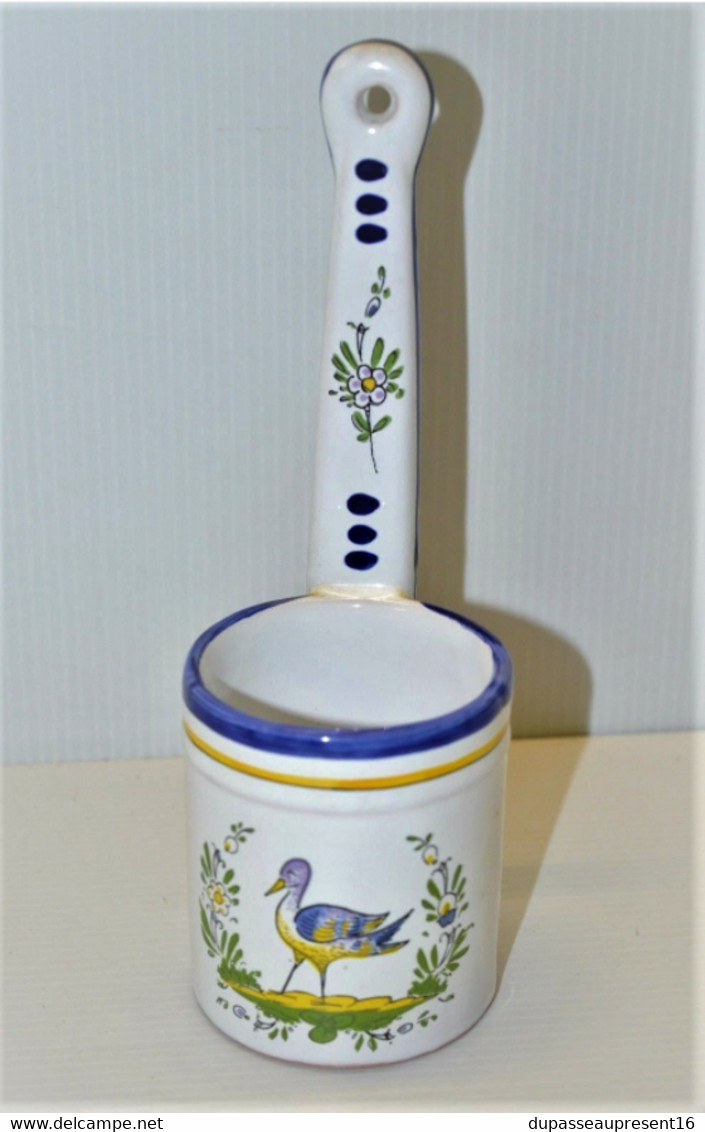 MESURE DECORATIVE CERAMIQUE LE RENOLEAU OISEAU BLEU COLLECTION DECO VITRINE Cuisine - Angoulême/Le Renoleau (FRA)