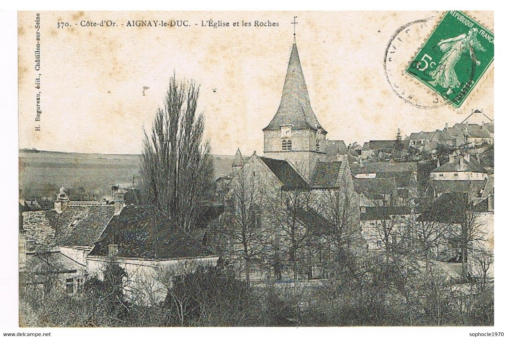 07- 2021 - ZUD - COTE D'OR - 21 - AIGNAY LE DUC - L'église Et Les Roches - Aignay Le Duc