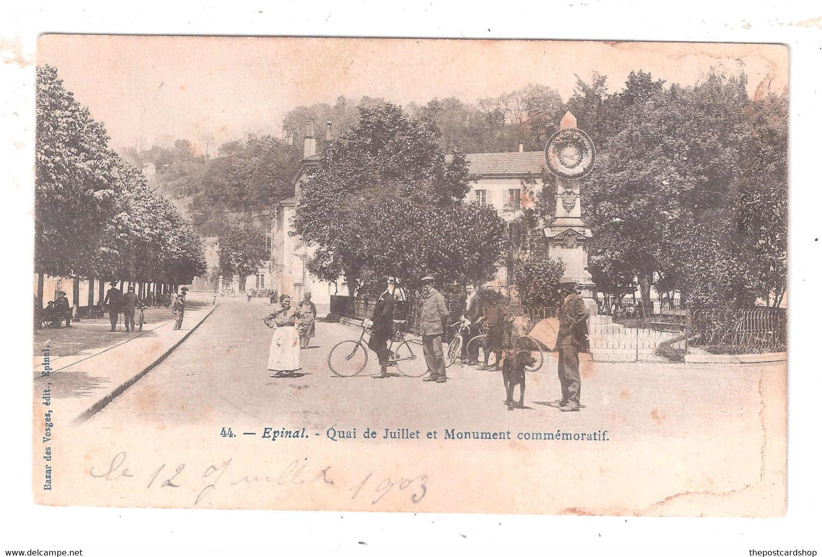 88 EPINAL Quai De Juillet Et Monument Commémoratif - Epinal