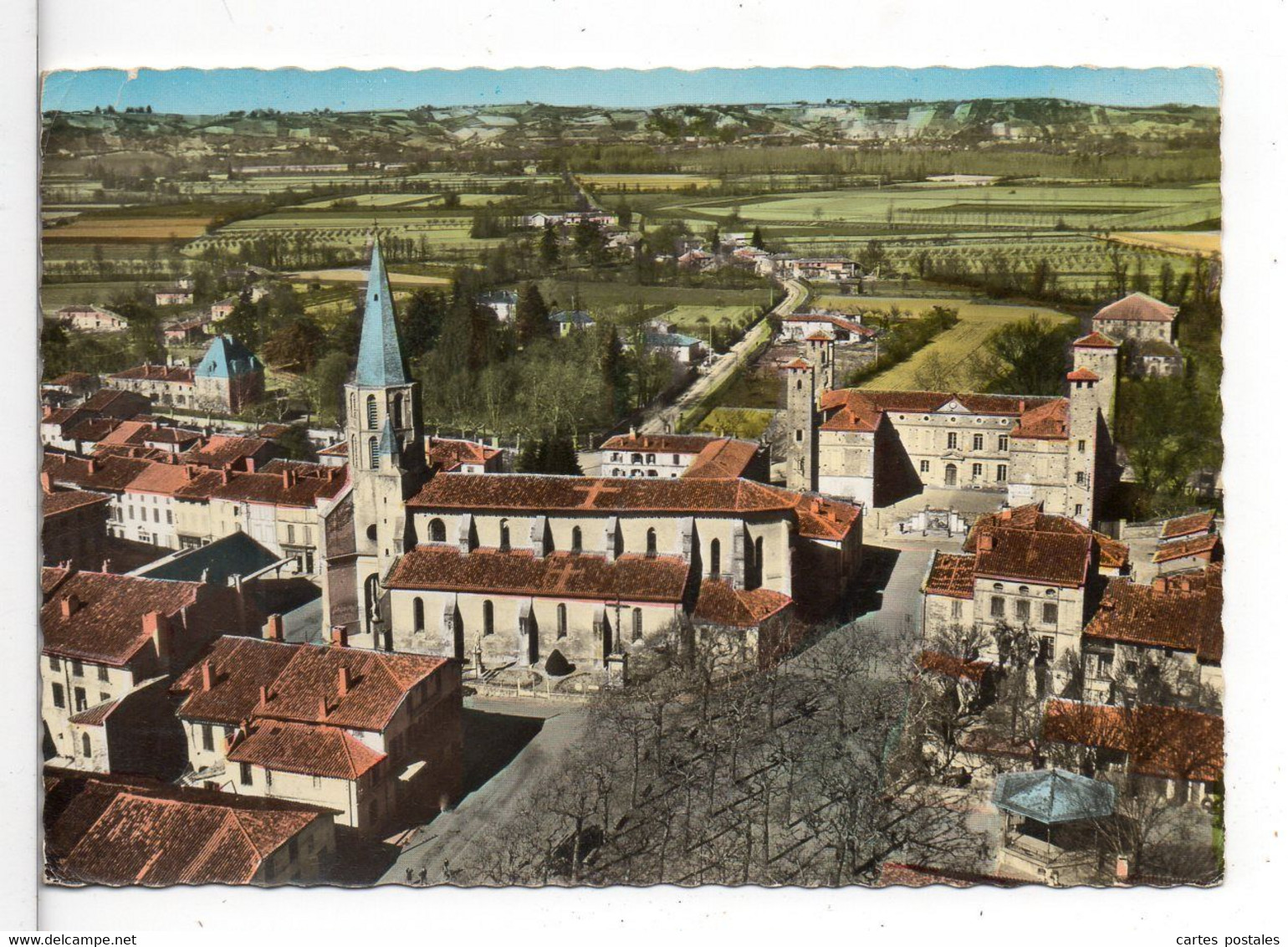 * En Avion Au Dessus ... SAINT-NICOLAS-de-la-GRAVE Vue Générale - Saint Nicolas De La Grave