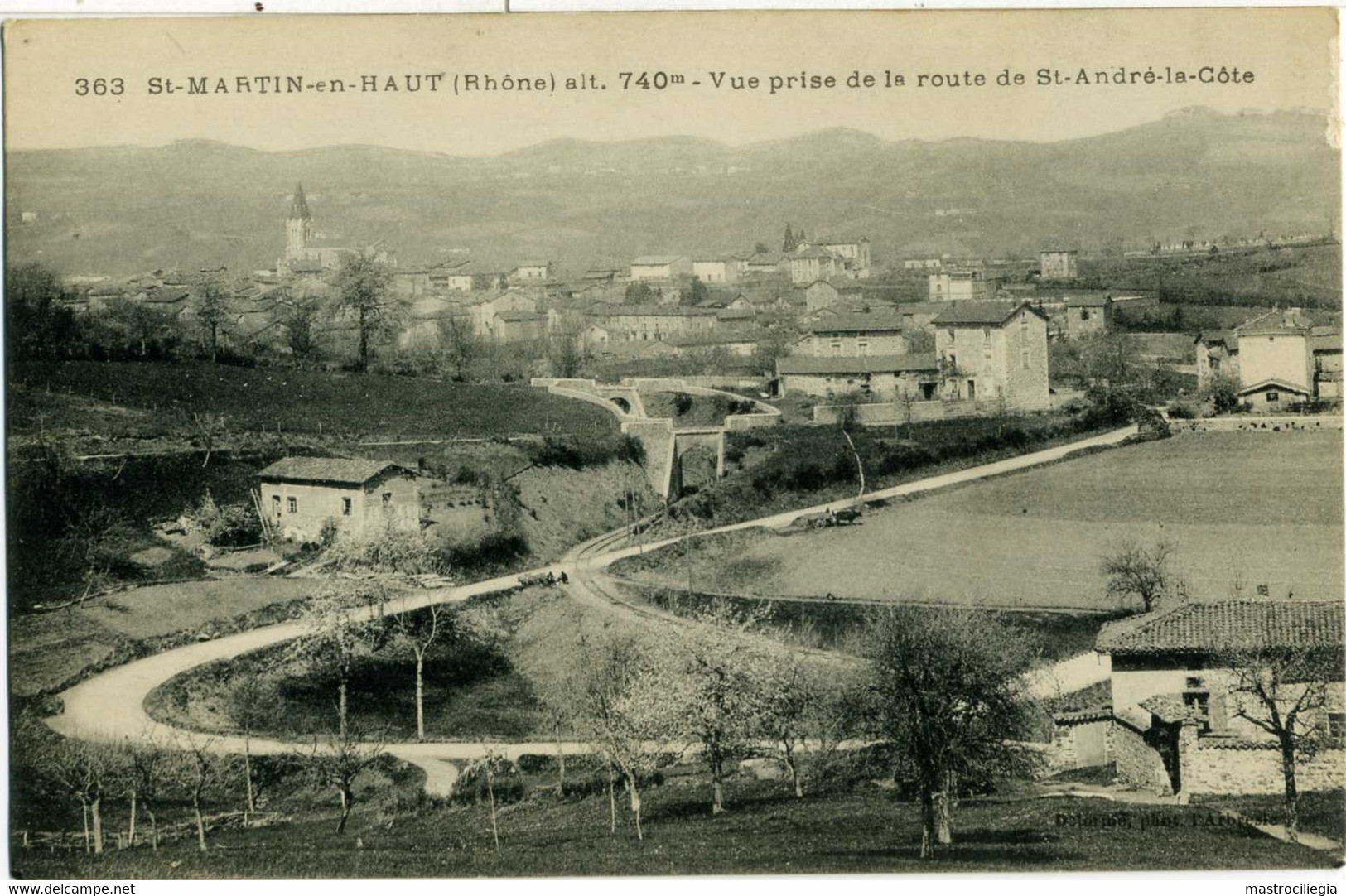 ST-MARTIN-en-HAUT  RHÔNE  Vue Prise De La Route De St-André - Saint-André-la-Côte