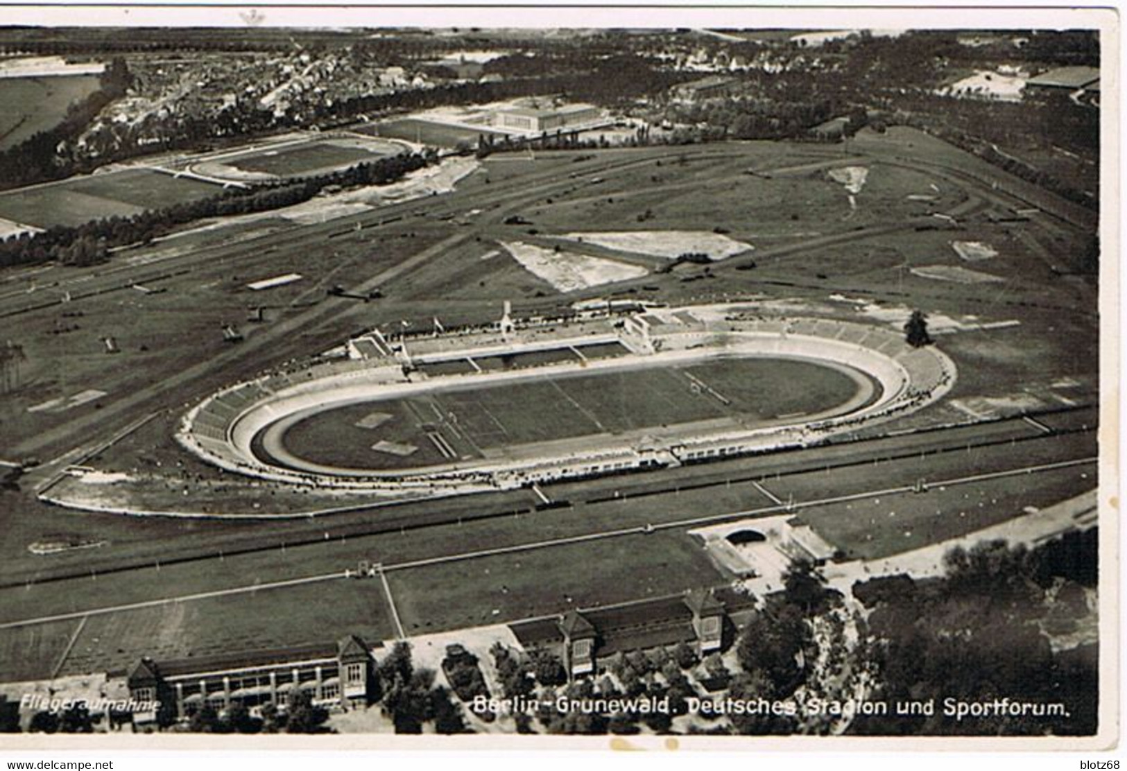 AK:CPA Grunewald Stadion Fliergeransicht Und Sportforum / Fliegeraufnahme Texte Blanc Et Séparé - Grunewald