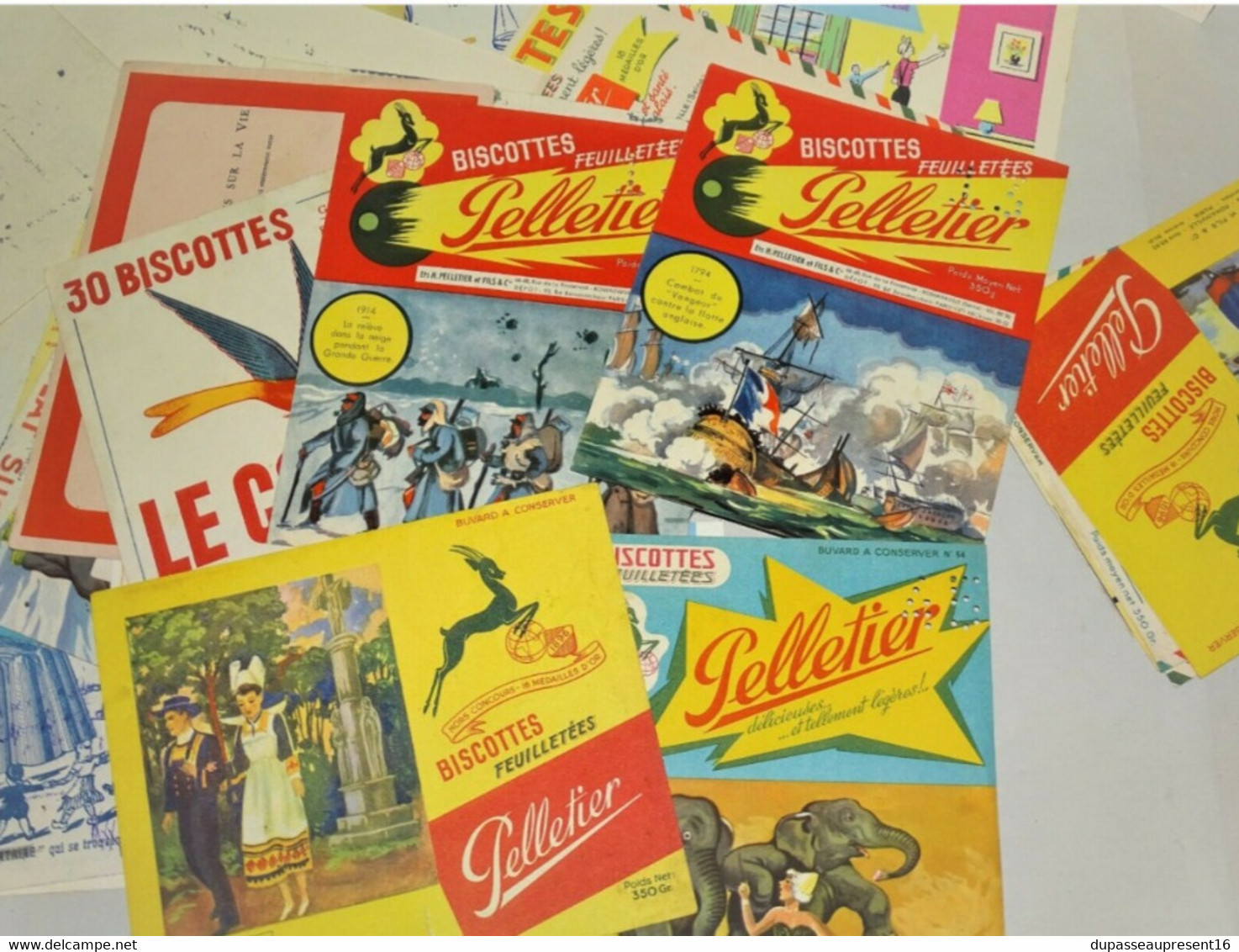 LOT De 59 BUVARDS PUBLICITAIRES ANCIENS PUBLICITES ANCIENNES PUB ANNEES 30/50 - Lots & Serien