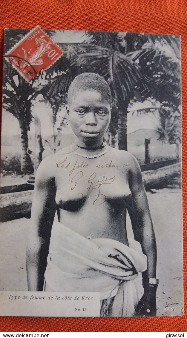 CPA JEUNE FILLE FEMME AUX SEINS NUS DE LA COTE DE KROO COTE D IVOIRE BUSTE NU 1905 AUTRE SOURIRE - Costa De Marfil