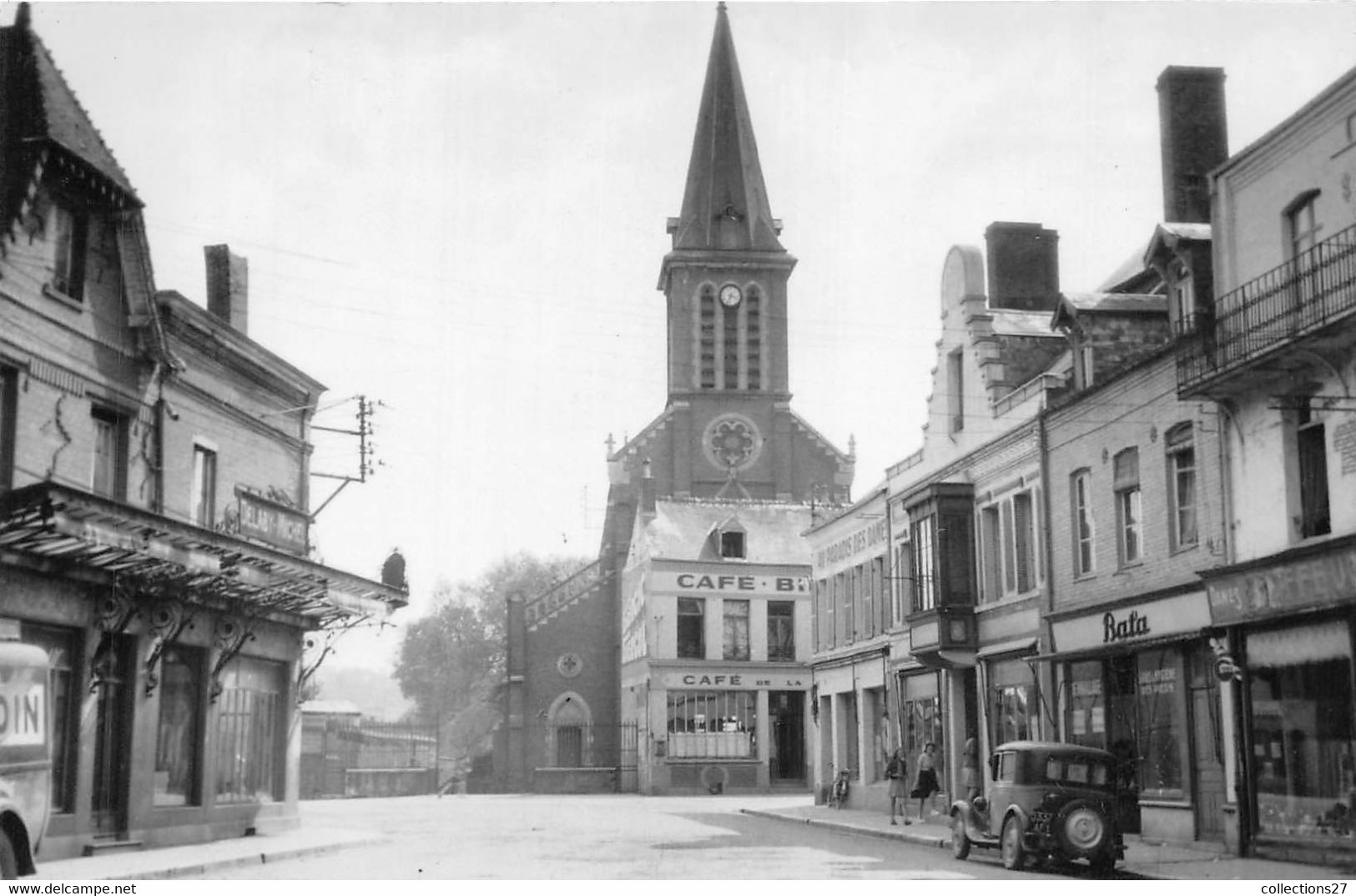 02-HIRSON- PLACE PSTEUR ET L'EGLISE NOTRE-DAME DE LOURDES - Hirson