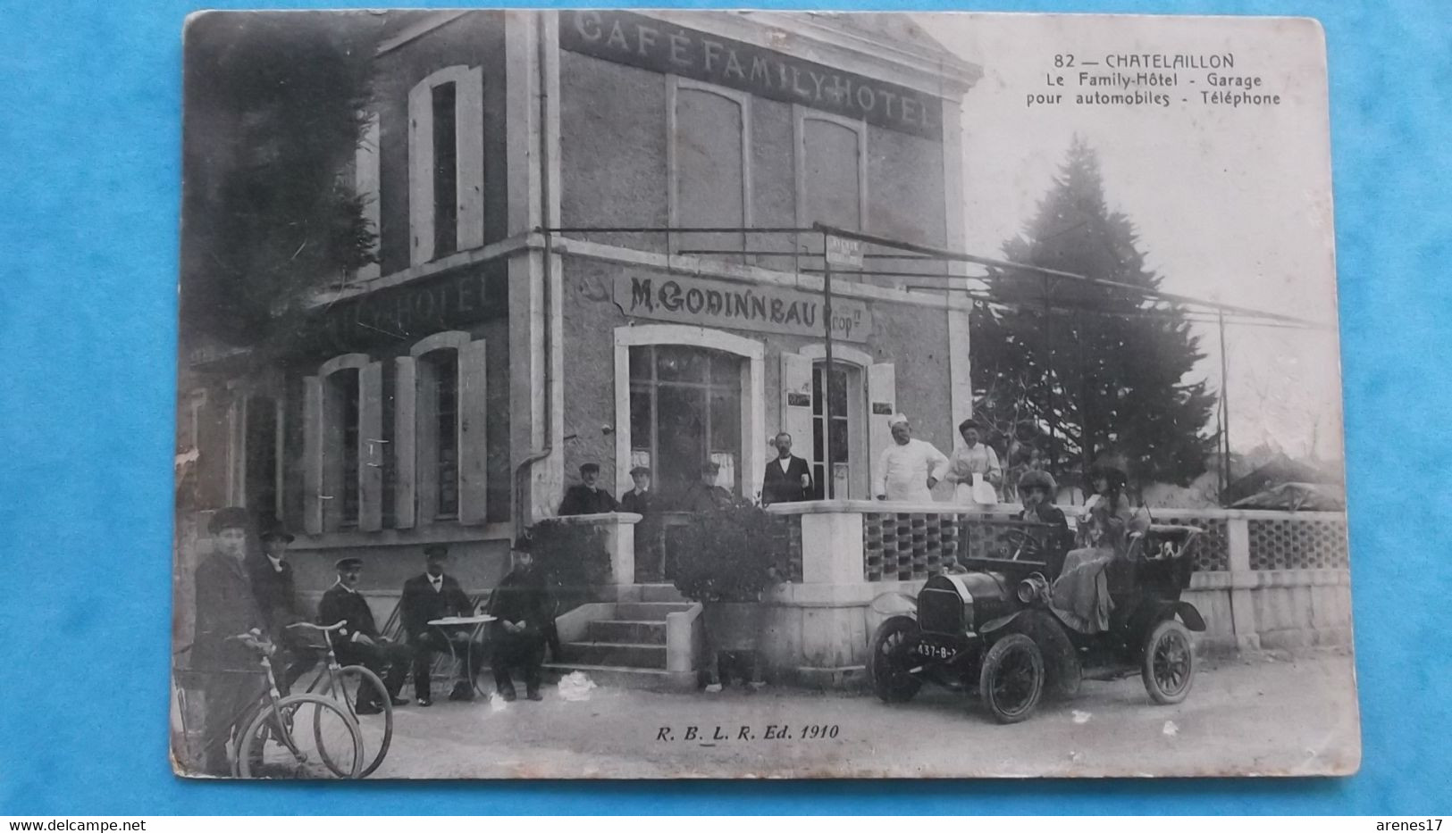 17 : CHATELAILLON : Le FAMILY-HOTEL , Animé , C.P.A.,carte En Bon état - Châtelaillon-Plage