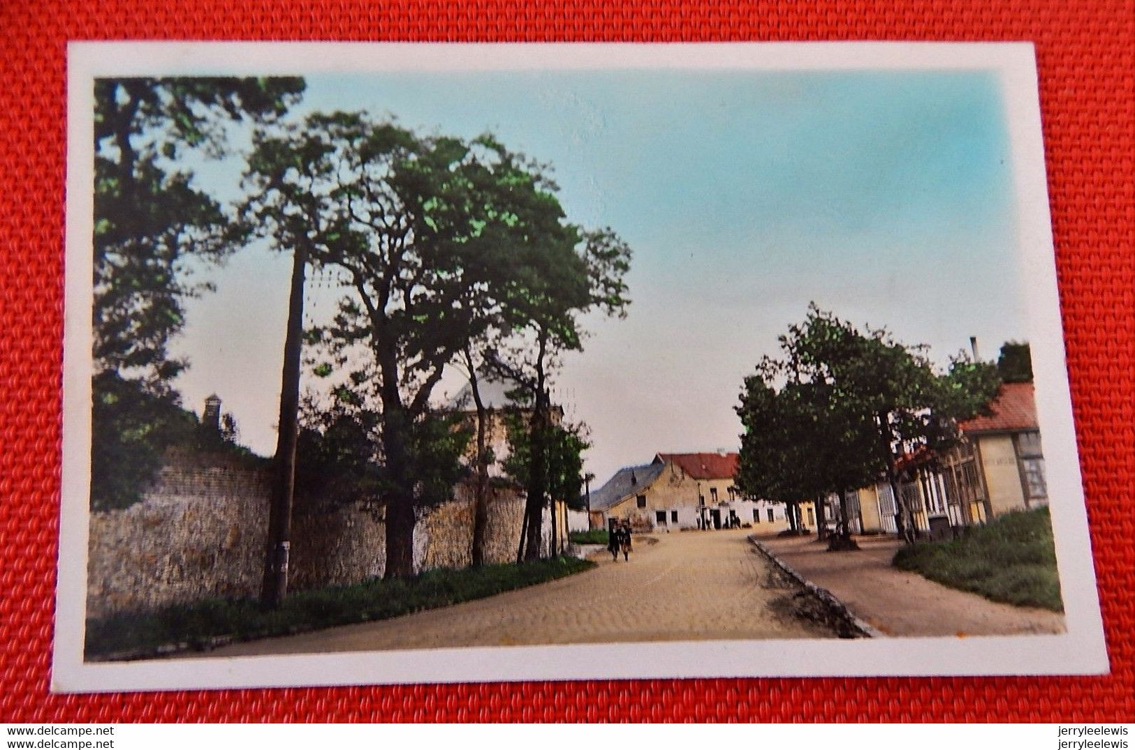 BAVAY (Nord)   -  Porte De Valenciennes - Bavay