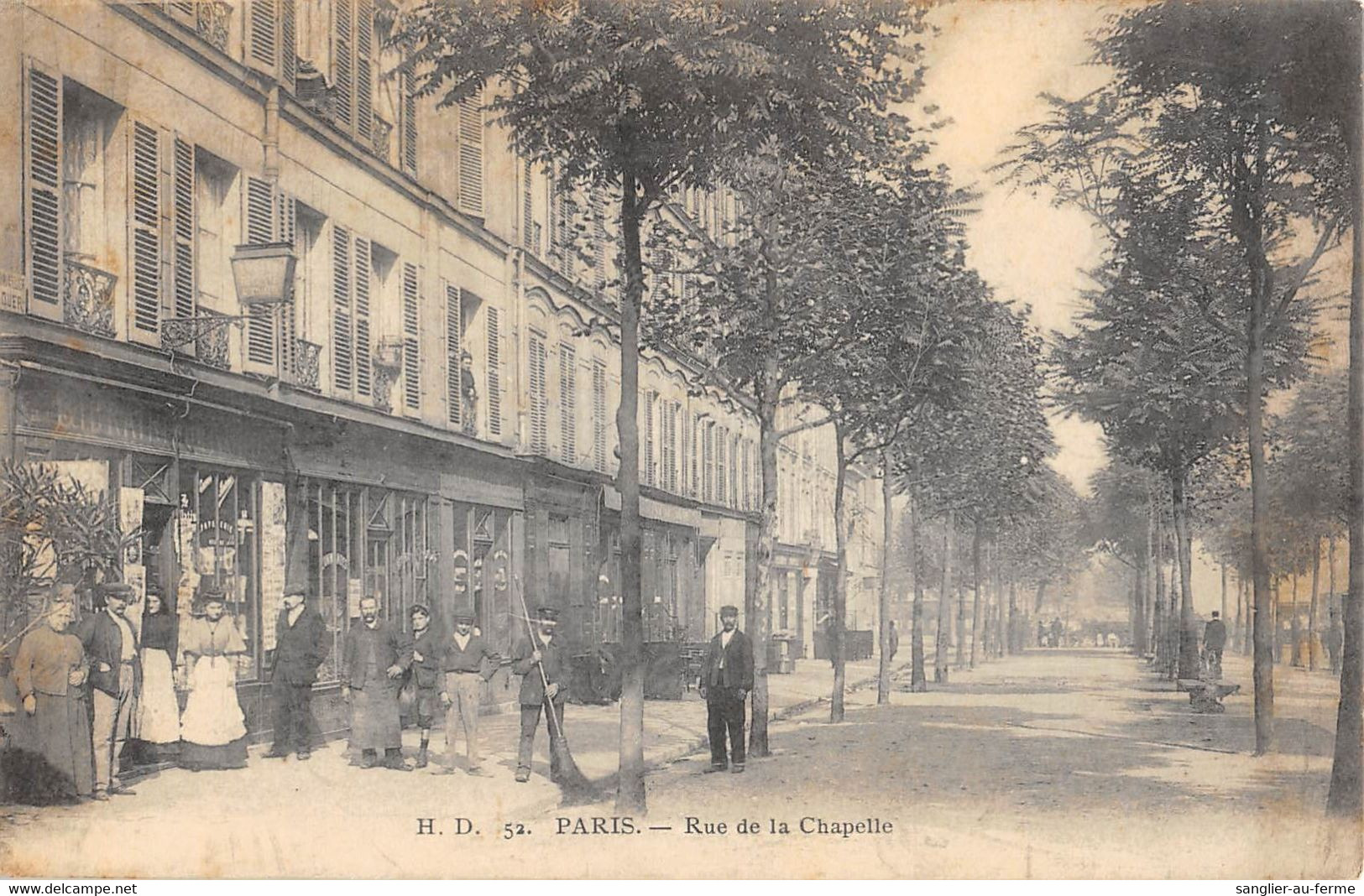 CPA 75 PARIS XVIIIe LA RUE DE LA CHAPELLE - Arrondissement: 18