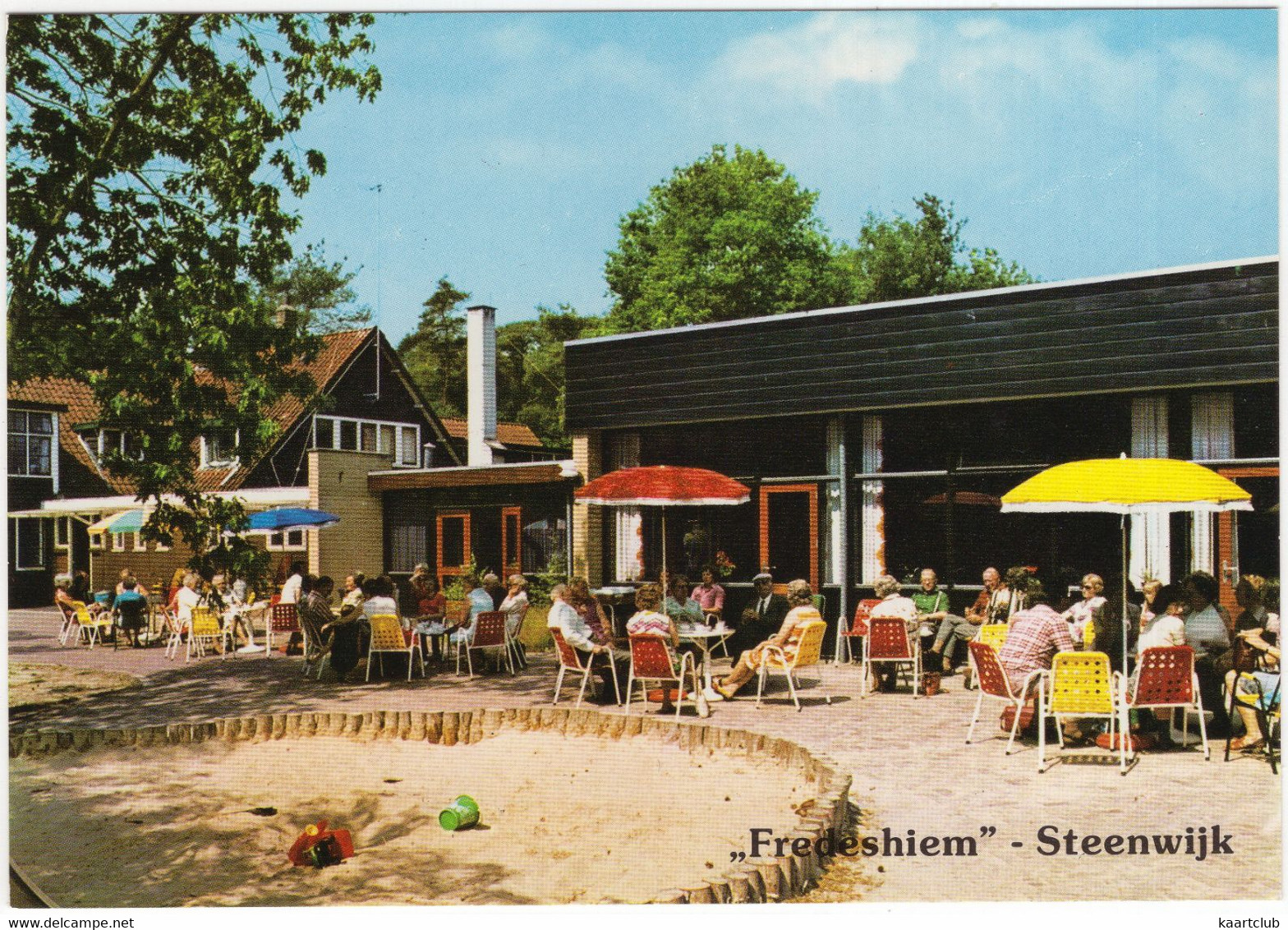 Steenwijk  - 'Fredeshiem', Eiderberg 2 - (Ov., Nederland)  - Terras, Zandbak - Steenwijk