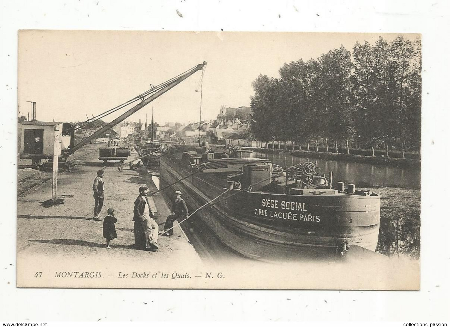 Cp, Bateau , Péniche , 45 ,MONTARGIS , Les Docks Et Les Quais , Vierge - Hausboote