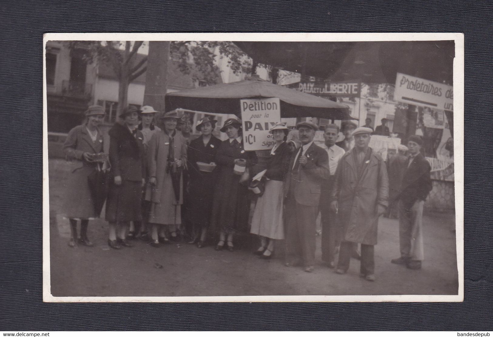 Carte Photo Politique Petition Pour La Paix Prolétaires De Tous Pays ... Parti Communiste Fete De L' Humanité ?   47725 - Non Classés