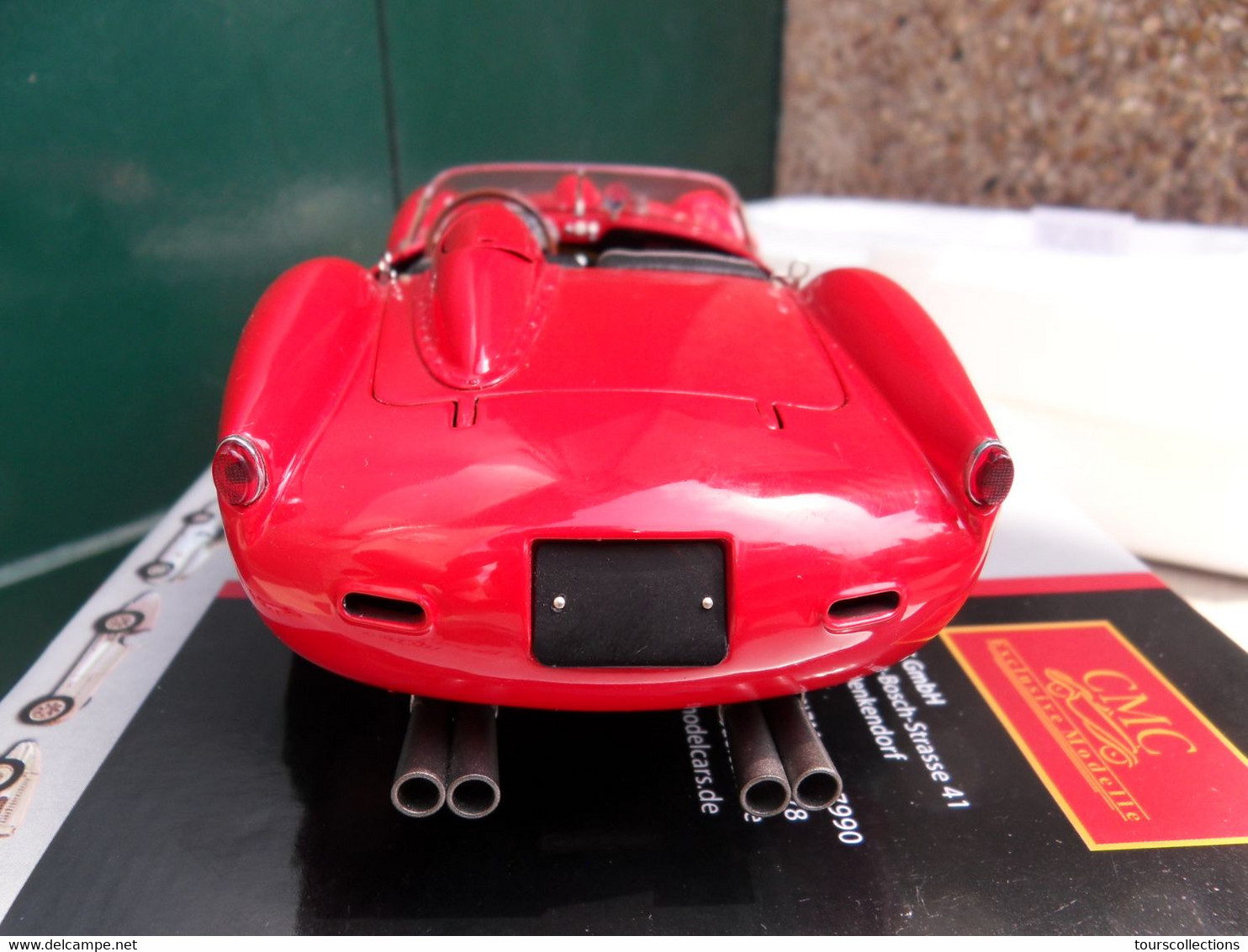 RARE CMC 1:18 FERRARI 250 TESTA ROSSA 1958 PONTOON FENDER - occasion presque neuve avec sa boite - ref 071