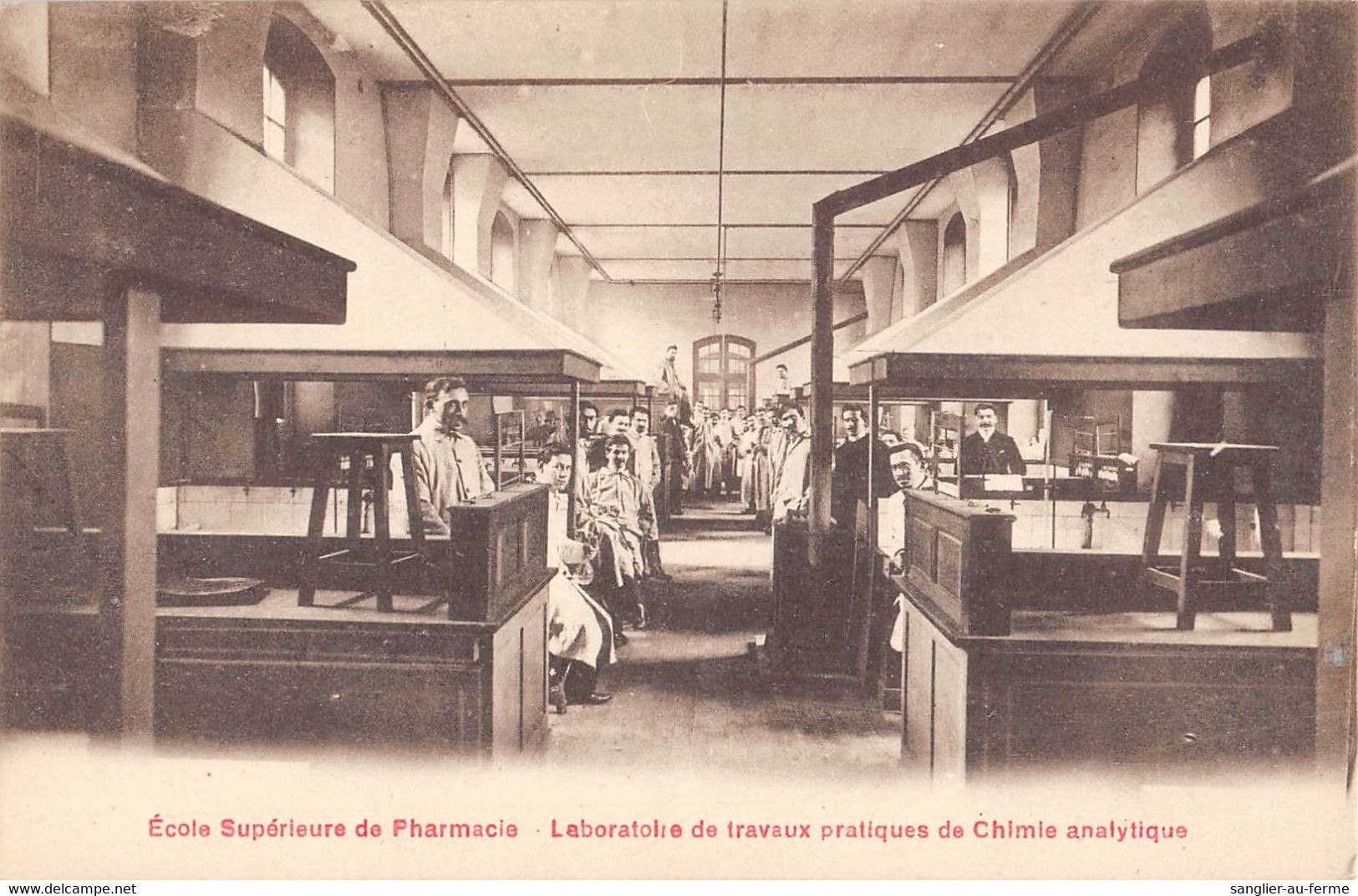 CPA 75 PARIS XIVe ECOLE SUPERIEURE DE PHARMACIE LABORATOIRE DE TRAVAUX PRATIQUES DE CHIMIE ANALYTIQUE - Distretto: 14