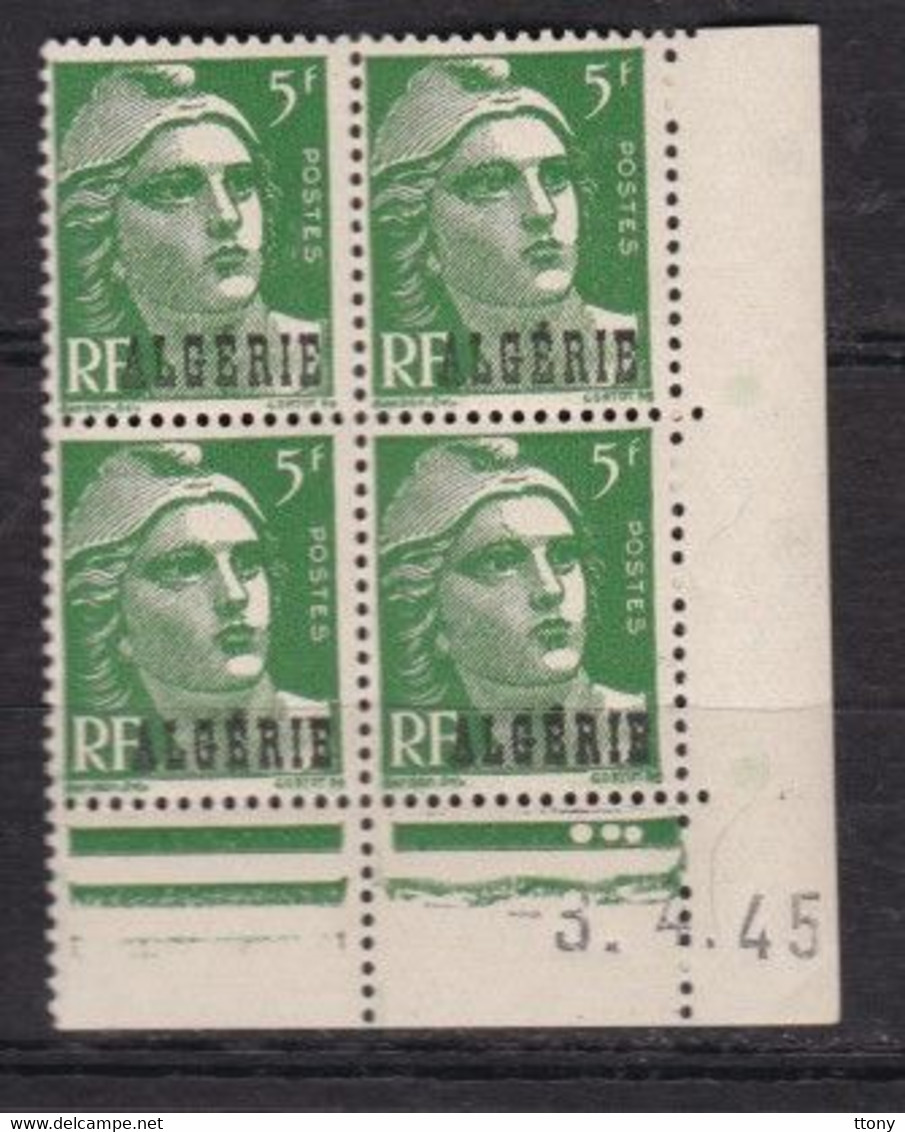 3 Blocs De 4 Coin Daté  1946 & 1945  Type Marianne De Gandon    2 F - 3 F - 5 F - Unused Stamps