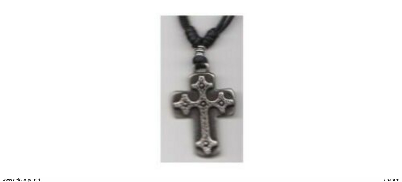 CROIX Sur CROIX Pendentif Métal Avec Cordon Réglable - Pendentifs