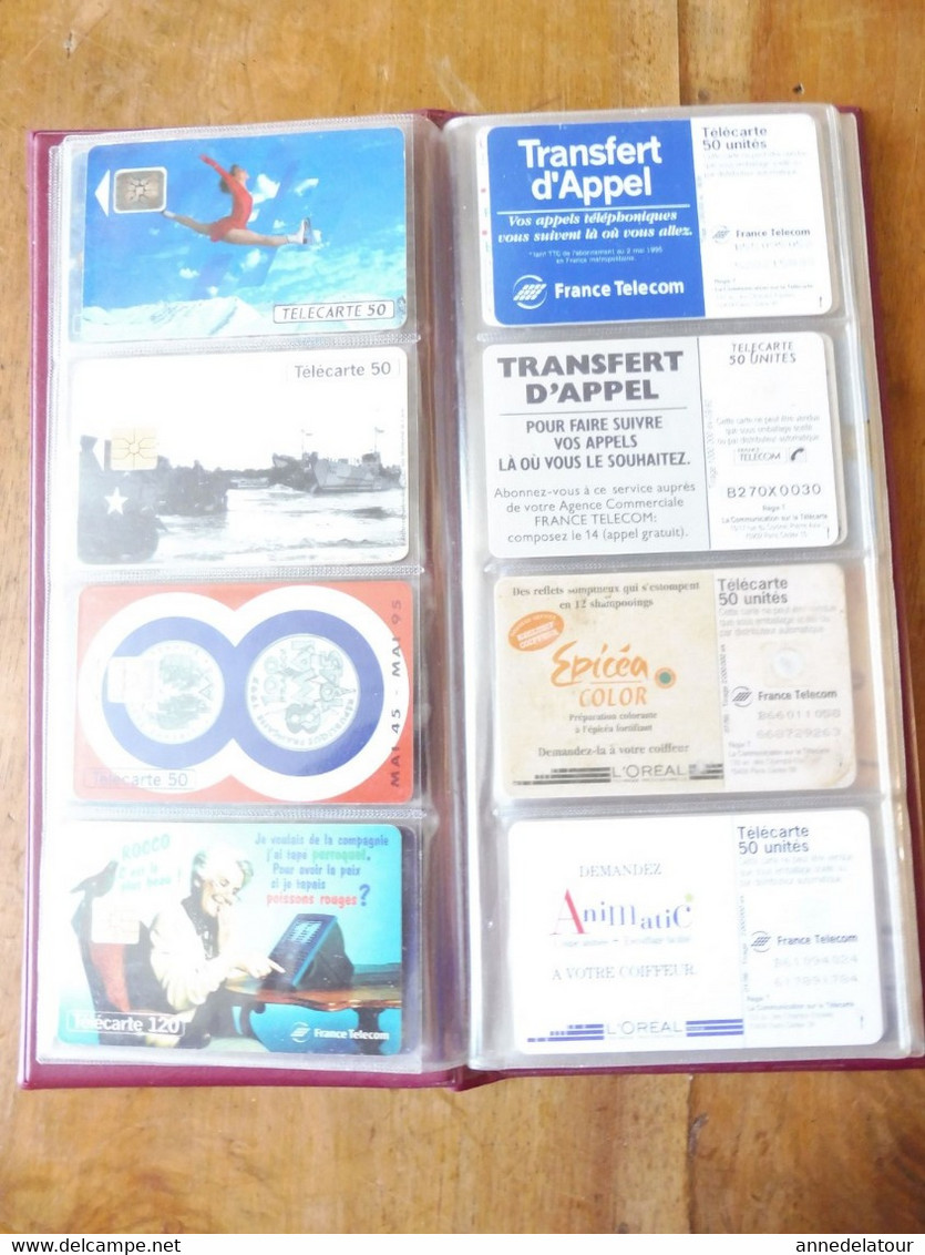 Lot de 48 TELECARTES (Cartes téléphoniques) diverses dans son classeur a pochettes