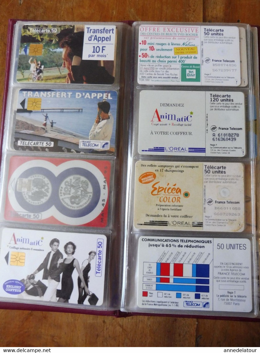 Lot de 48 TELECARTES (Cartes téléphoniques) diverses dans son classeur a pochettes